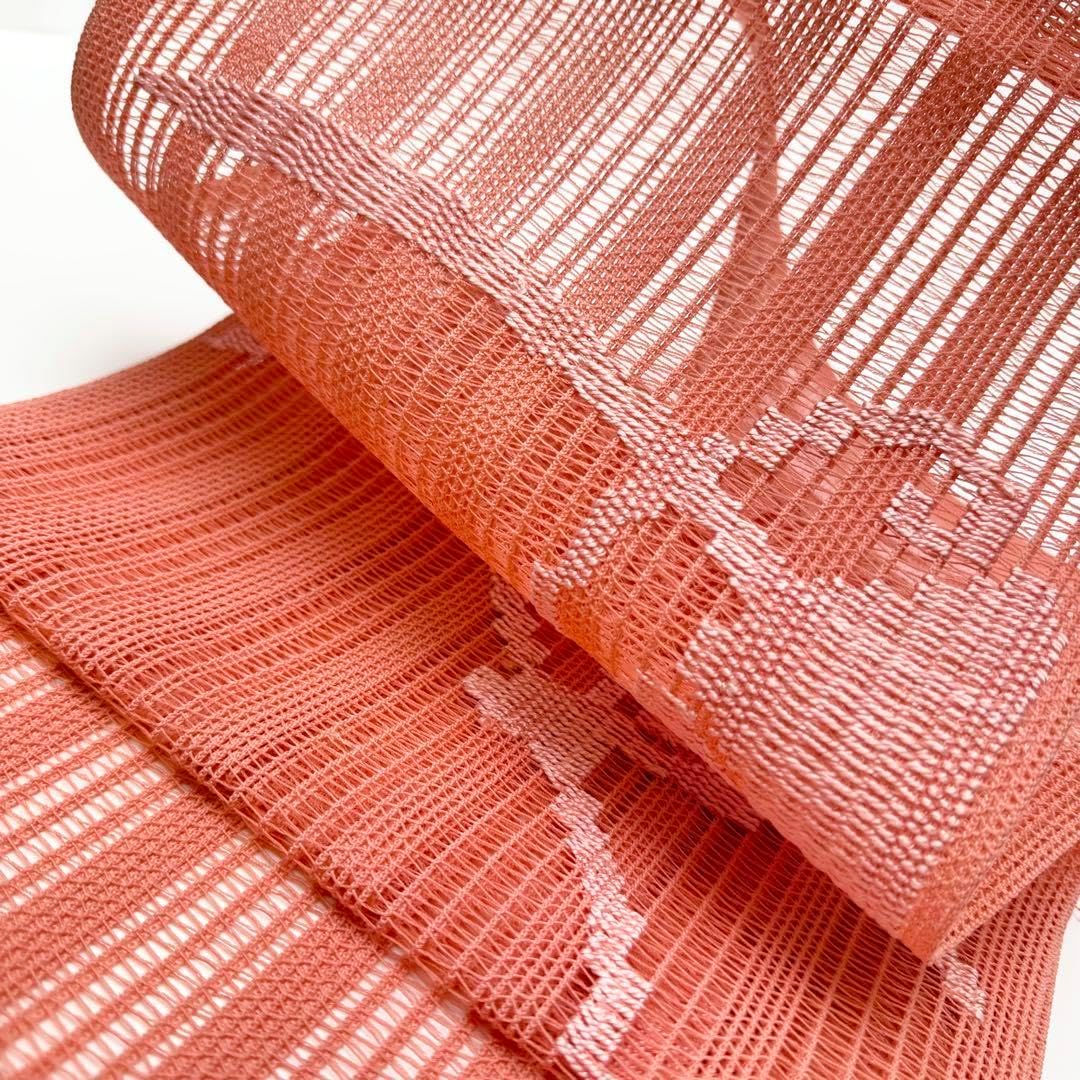 夏名古屋帯 刺繍 ペンギン バカンス ビーチ 白地 お仕立て込み 夏名古屋帯 刺繍 ペンギン バカンス ビーチ 白地 お仕立て込み