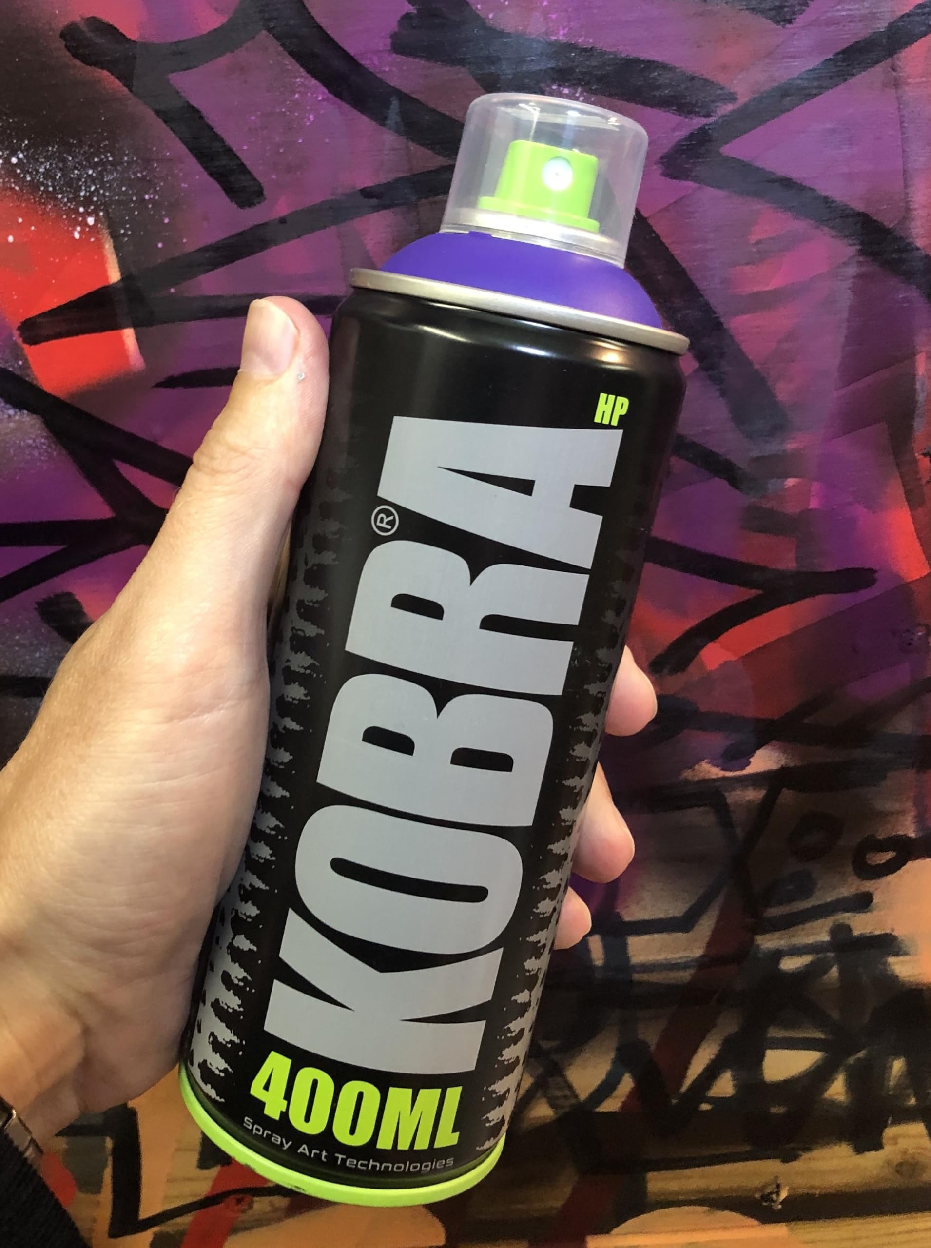 KLAMOTTEN STORE KOBRA Sixer - Graffiti Sprühdosen Set mit schwarz & weiß - mattes Farspray mit hoher Deckkraft 6 x 400ml - high pressure