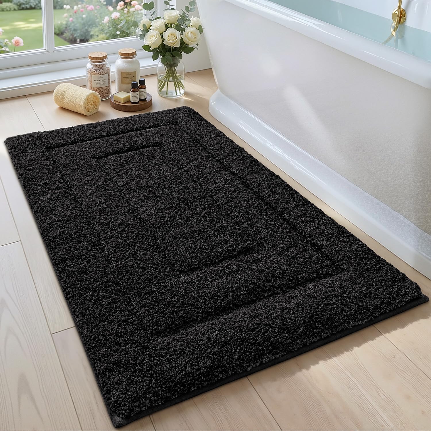 DEXI Bathroom Rug Mat, Extra Soft Absorbent Premium Bath Rug, Non-Slip Comfortable Bath Mat, Carpet for Tub, Shower, Bath Room, Machine Washable, 20"x32", Black