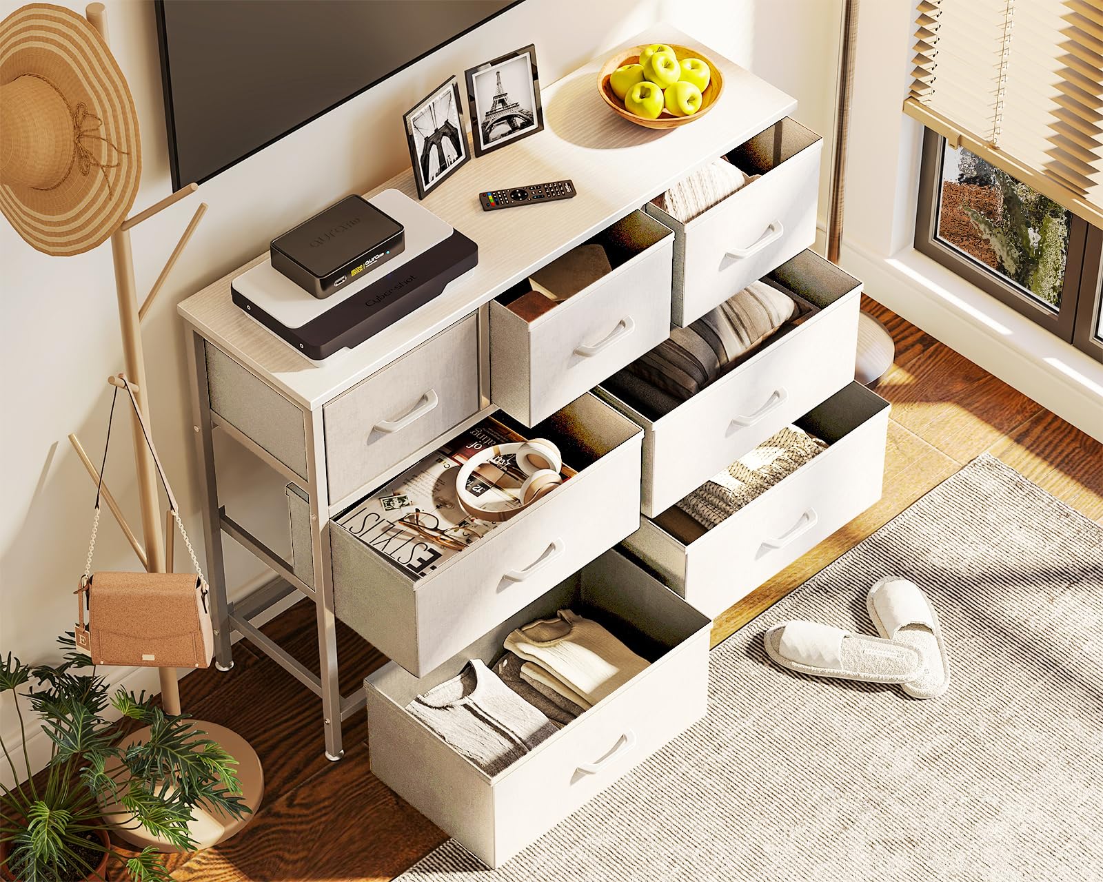 Coleshome Cassettiera Camera da Letto con 7 Cassetti in Tessuto, Realizzata con una Robusta Struttura in Acciaio e Gambe Regolabili. Adatta per Camera da Letto e Soggiorno, 100 x 30 x 77 cm, Bianco