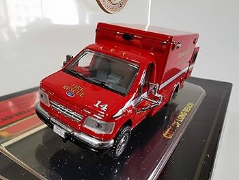 未使用 CODE3 AMBULANCE DIE CAST ミニカー CODE 3 EMS CHICAGO FIRE DEPT FORD E 350 AMBULANCE #12056