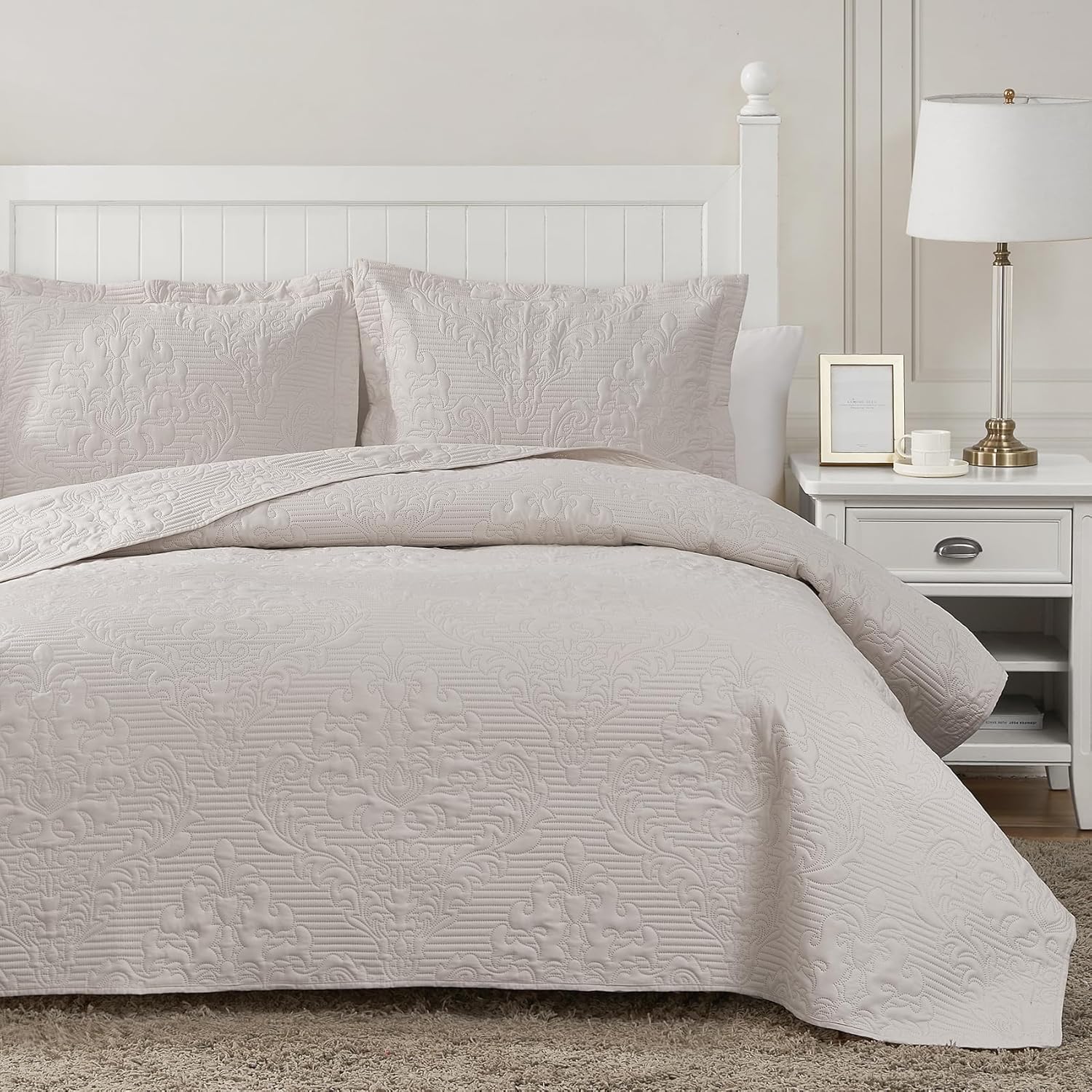 Hansleep Cream Quilt Queen Size - Damask Ultrasonic Summer Bedspread Queen, Soft Lightweight Coverlet Bedding Set, 3 Pieces (1 Quilt, 2 Pillow Shams)