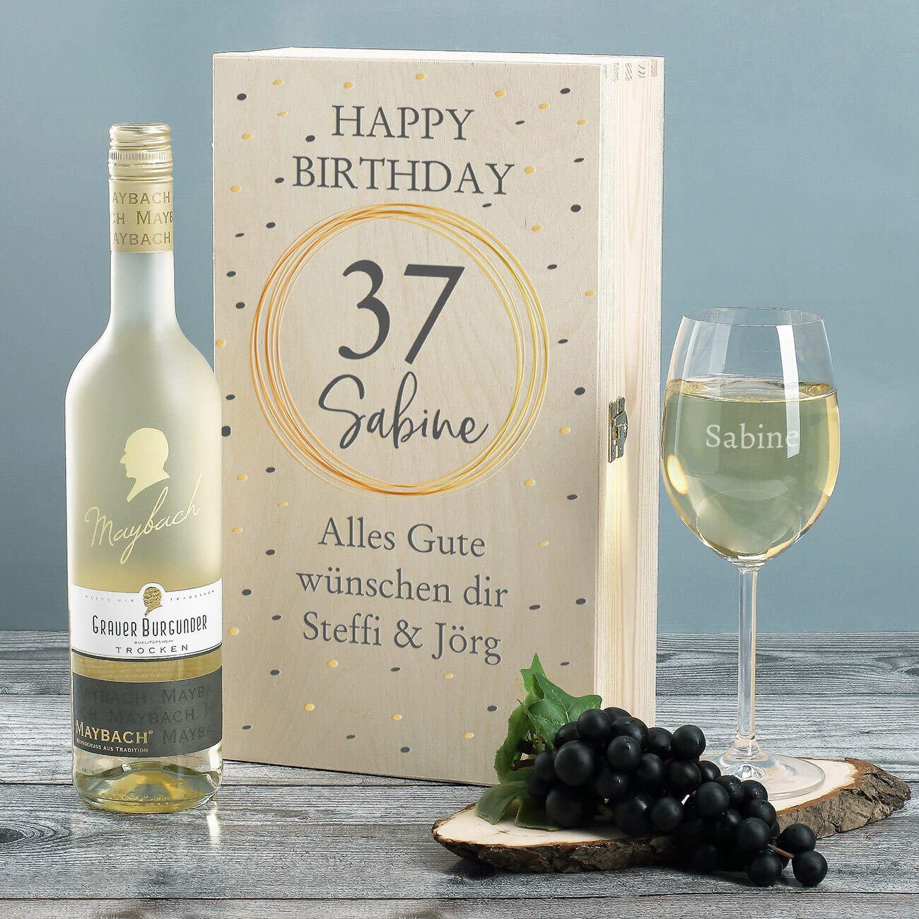 Herz & Heim® Maybach Wein-Geschenkset mit graviertem Weinglas und Weißwein zur Auswahl ein edles Geburtstagsgeschenk Grauer Burgunder/Rivaner
