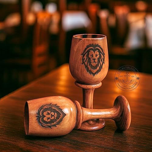 Miniatura 6 de collectiblesBuy Juego de 2 copas de cerveza hechas a mano con logotipo de león marrón antiguo, cáliz de madera de teca natural, rústico, para