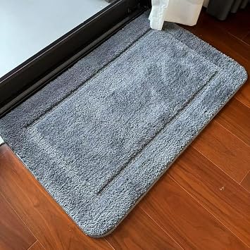 Bathroom Rug Mat with Grey Color, Water Absorbent Bath Rug, Non Slip TPR Backing Microfiber Carpet with Big Size 20x 31 Inch