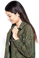 Vista 4 de Auriculares Skullcandy Jib con cable y conector AUX de 3.5 mm, con ajuste de aislamiento de ruido, micrófono en línea y control de llamadas y Negro