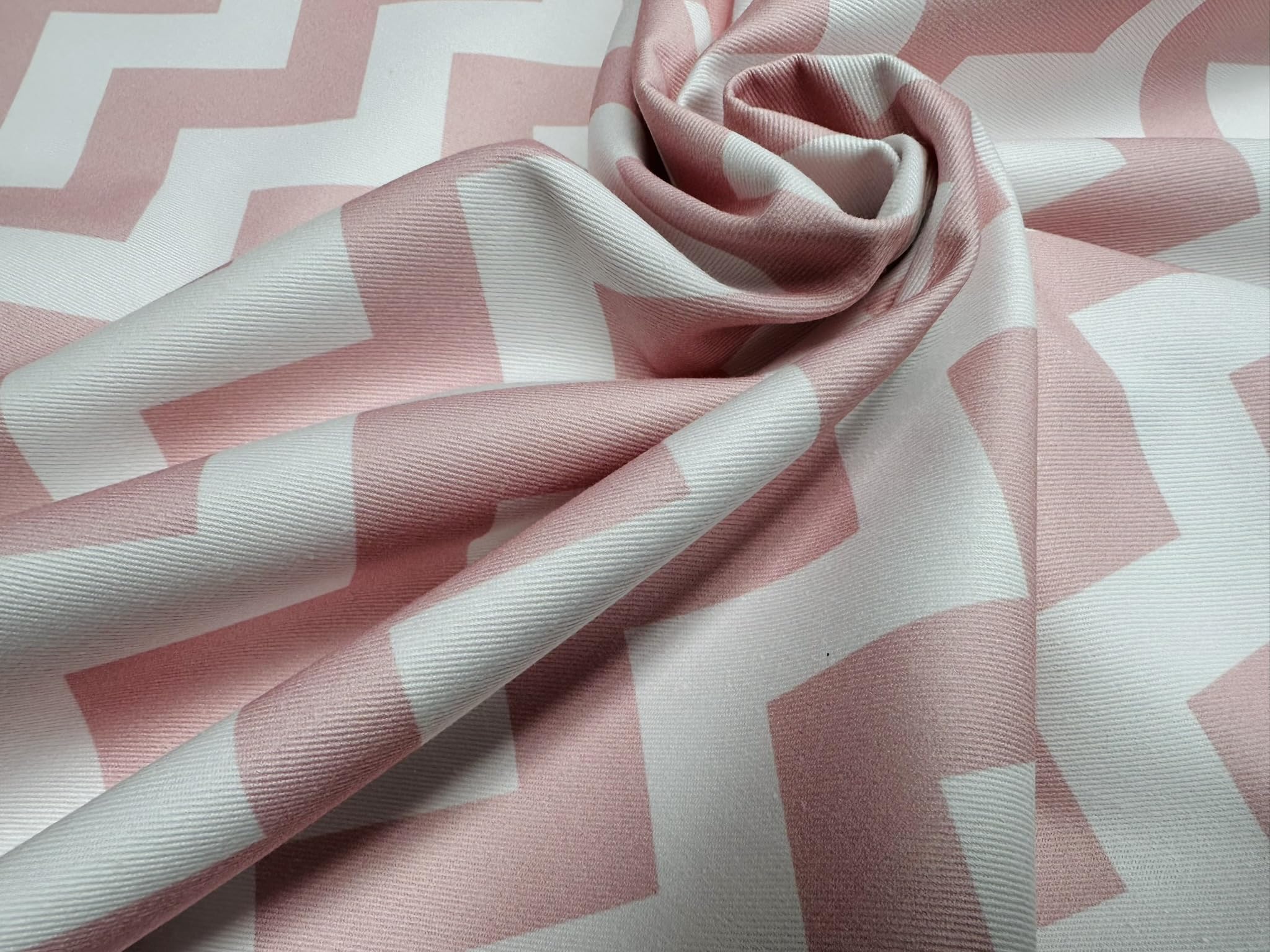 Tissu en coton motif chevrons zigzag géométrique pour rideaux, coussins, loisirs créatifs, décoration d'intérieur, 290 cm, extra large, vendu au mètre, rose