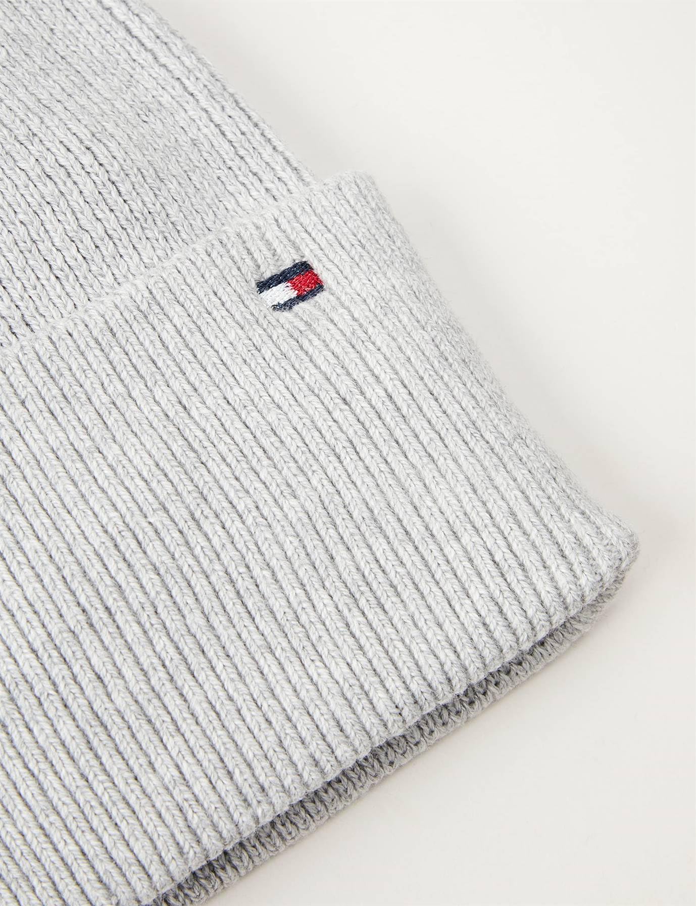 Tommy Jeans Damen Essential Flag Beanie Aw0aw13819 Gestrickte Mütze