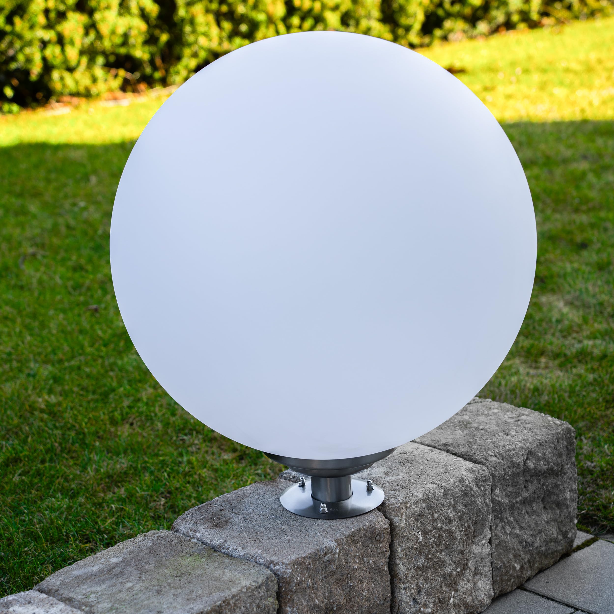 Esotec Solar Leuchtkugel Liana 50 CCT, multicolor, Fernbedienung, Edelstahl Standfuß, Li-Ion Akku, RGB LED Gartenkugel, Solarkugel, IP44, wetterfest, winterfest, außen, D=50cm, 102665