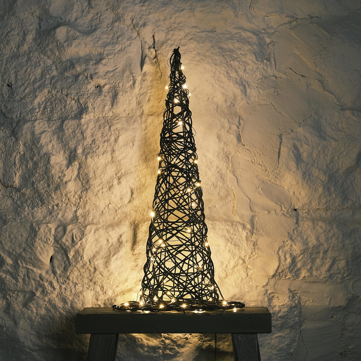 Chapeau de sorcière rotin lumineux 50 LED : déco Halloween sans fil et automatique