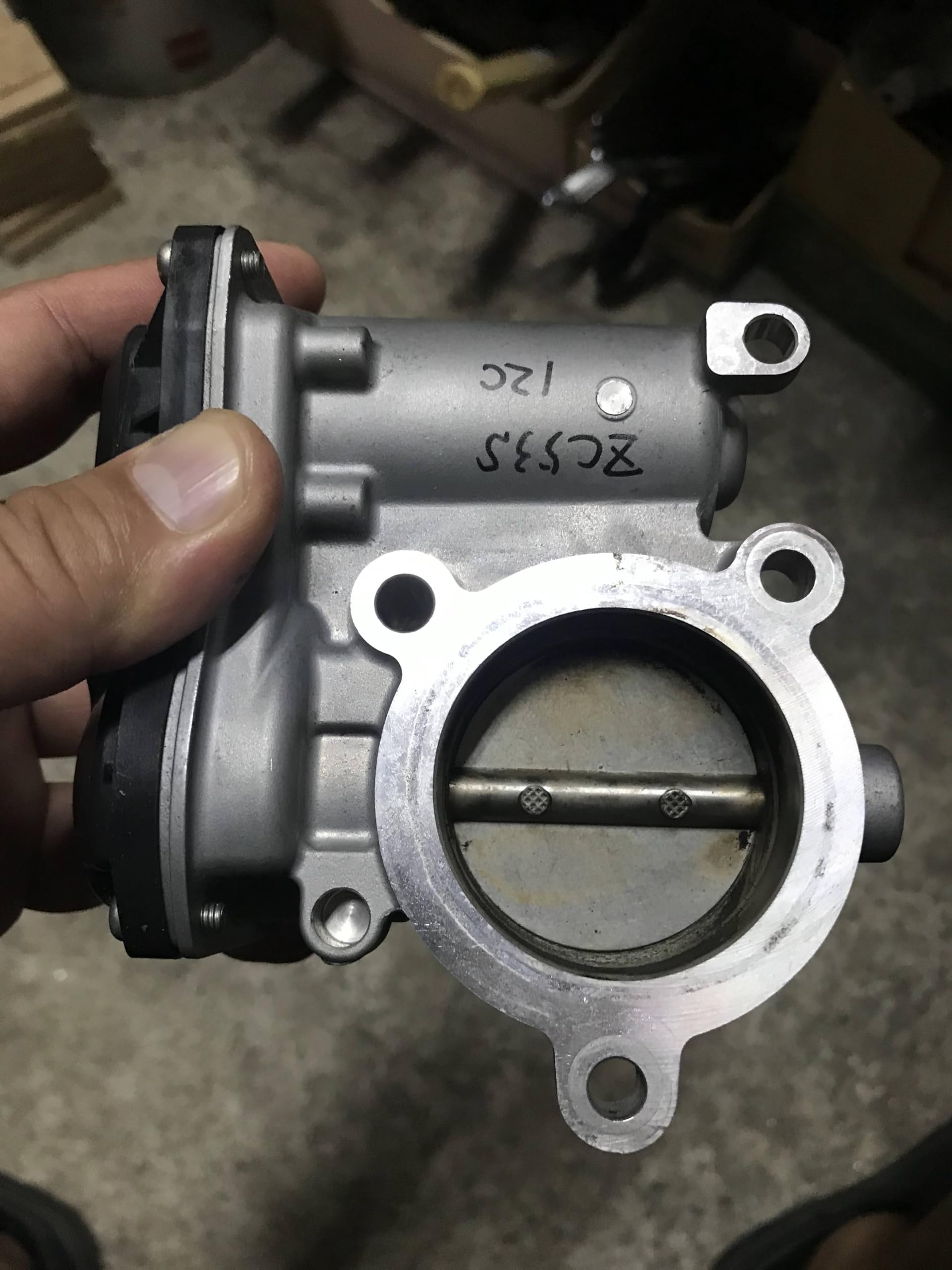 中古】MA15S ソリオ K12B 触媒 85L-CO2