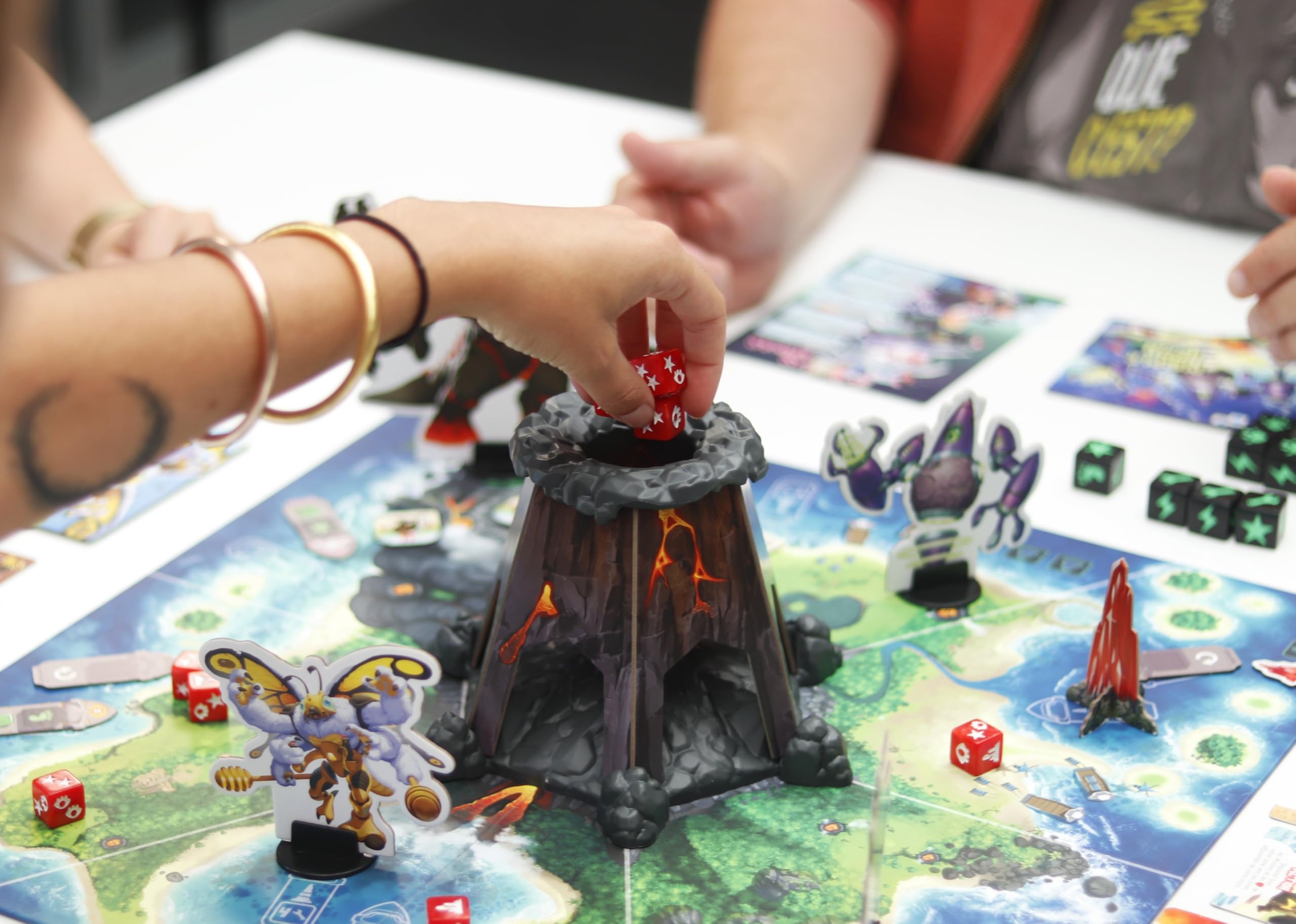White Goblin Games gioco da tavolo strategia King of Monster Island