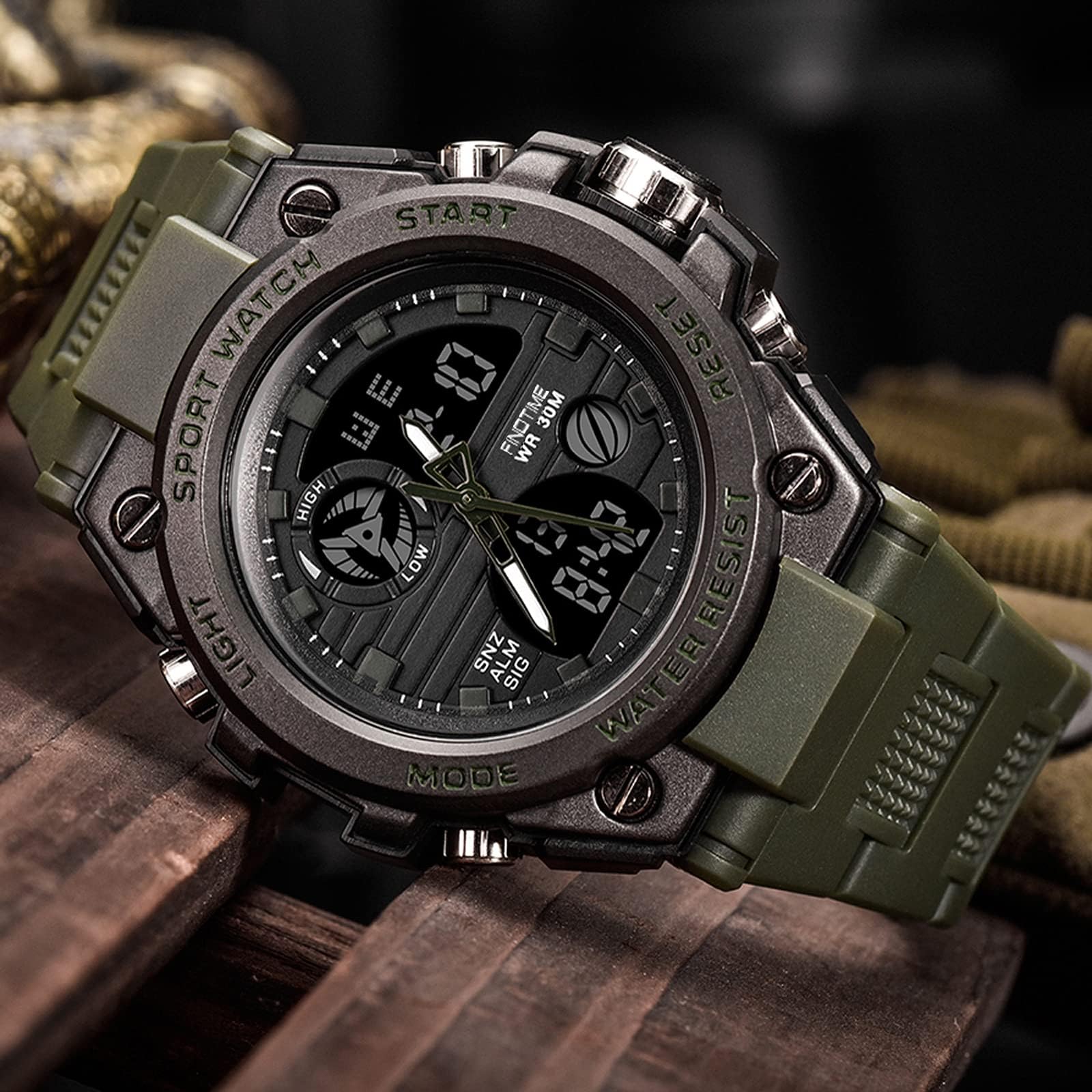 Reloj deportivo digital militar para hombre, resistente al agua hasta 50 m | con cronómetro, alarma, temporizador de cuenta atrás y pantalla de hora dual
