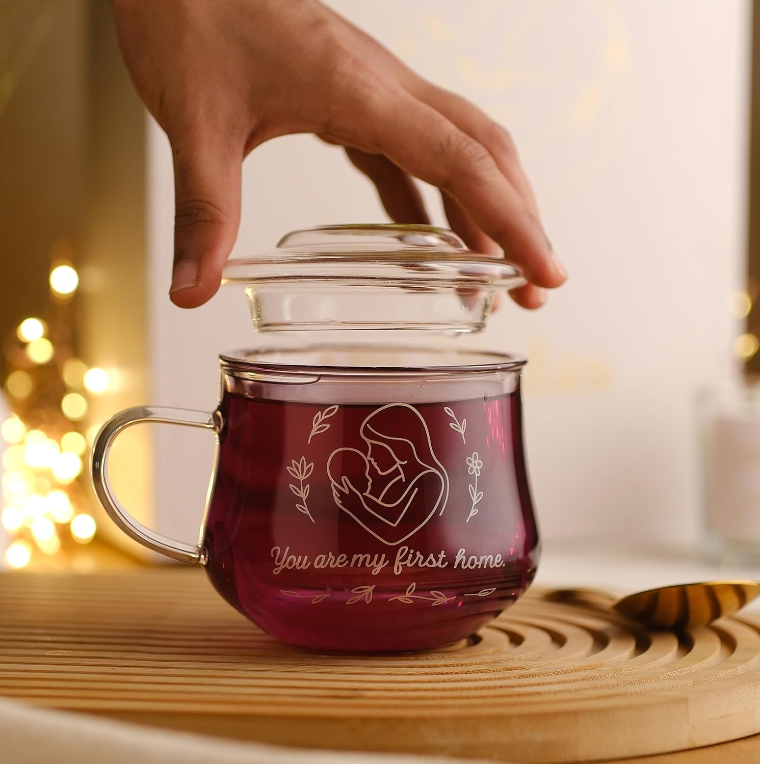 The Vedas Gift For MOM tea gift set | Mothers day gift for mom | 22 items tea collection | 8 Different Flavours teabags | 1 Luxury Oolong tea tin Caddy | total 56 Cups of tea | 1 Glass Mug for MOM With lid and Infuser | 1 Scented Candle | 1 Branded Spoon | 1 Wooden Coaster | tea gifts for tea lovers | Best gift for tea drinker