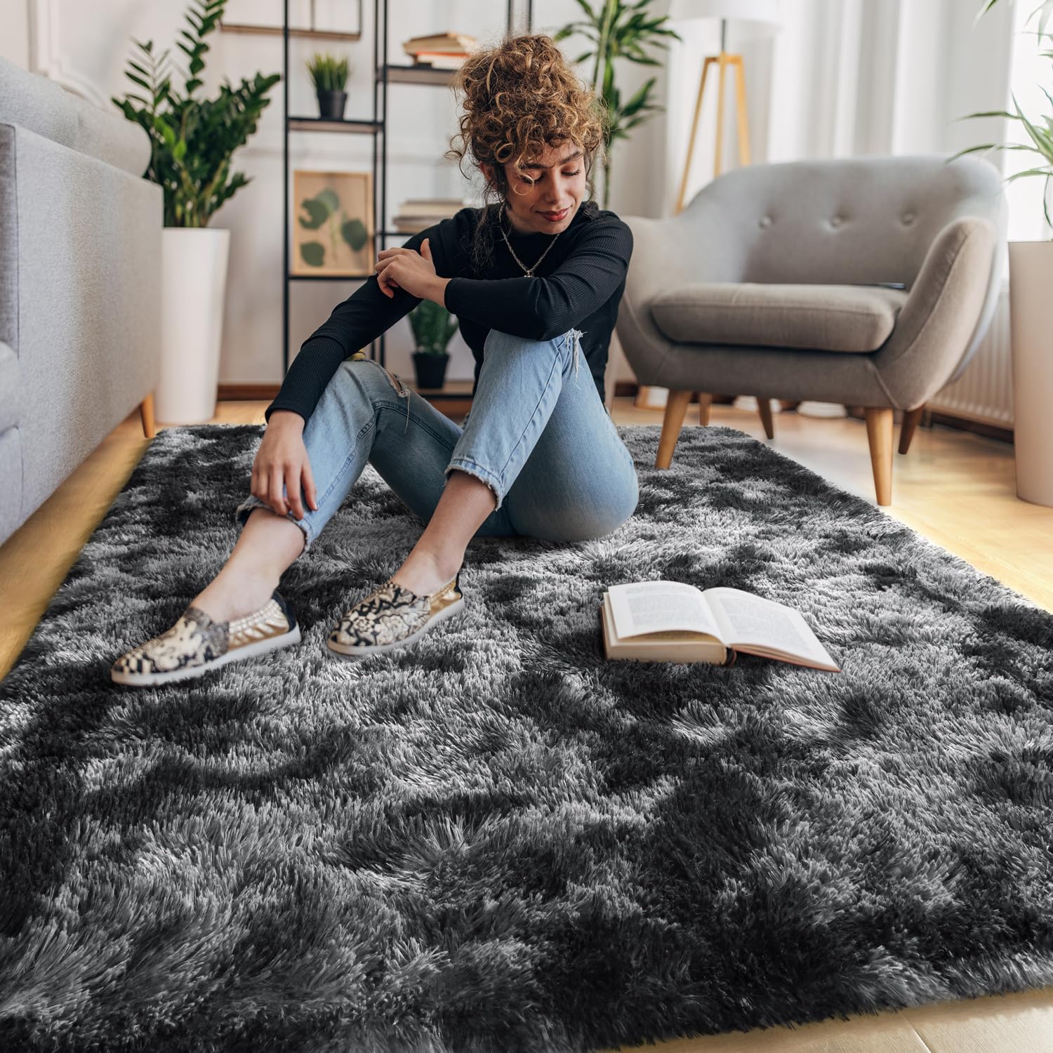 EVOIONOS Area Rug for Bedroom Living Room, Machine Washable 4x6 Fluffy Shag Rug, Soft Plush Non Slip Carpet for Indoor Floor Bedside Nursery Kids Room