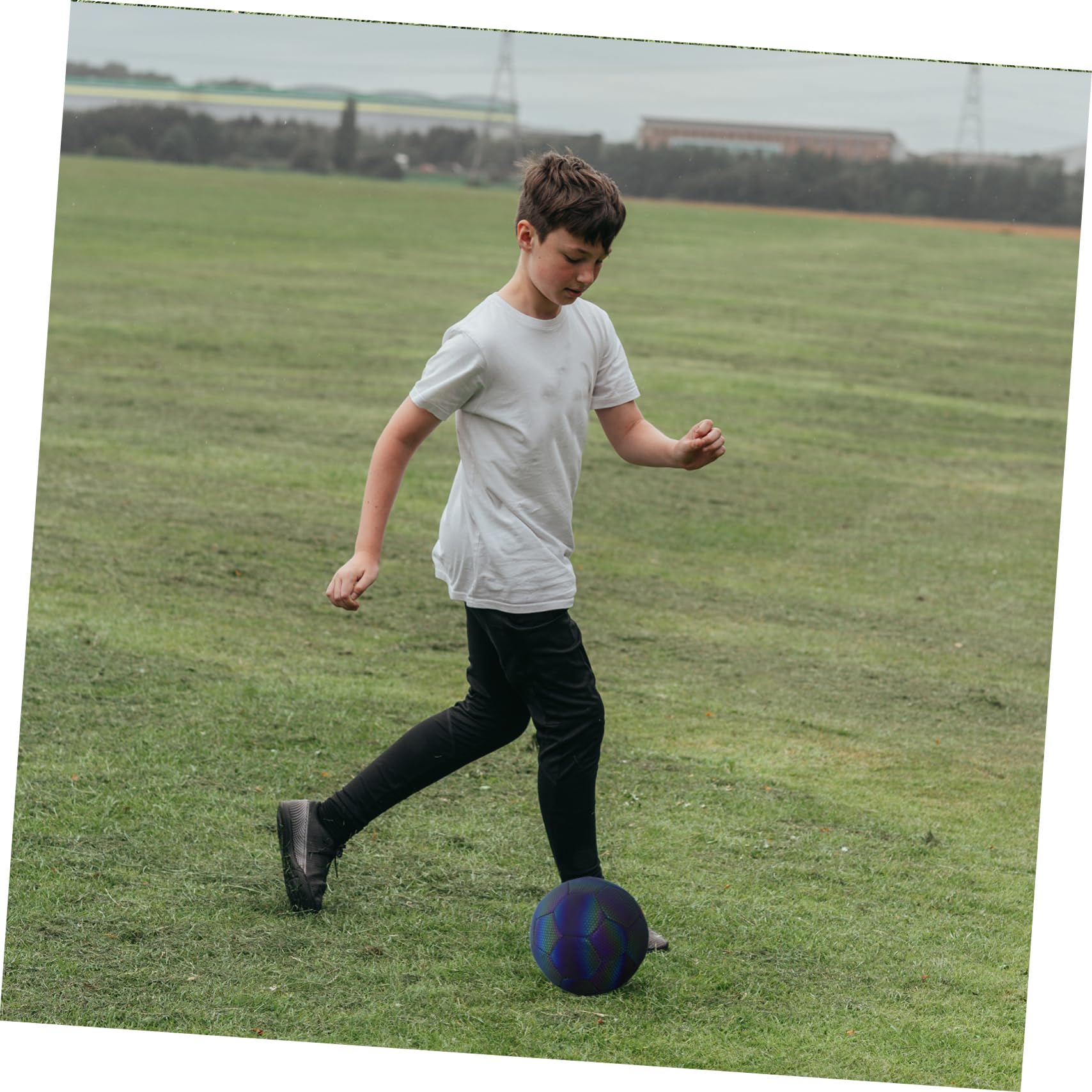 Pallone di Calcio Riflettente Olografico, in Gomma e Pelle Sintetica | Liner in Butile, Uso Versatile ad Alta Visibilità, Back To School Party, per Scuole e Partite