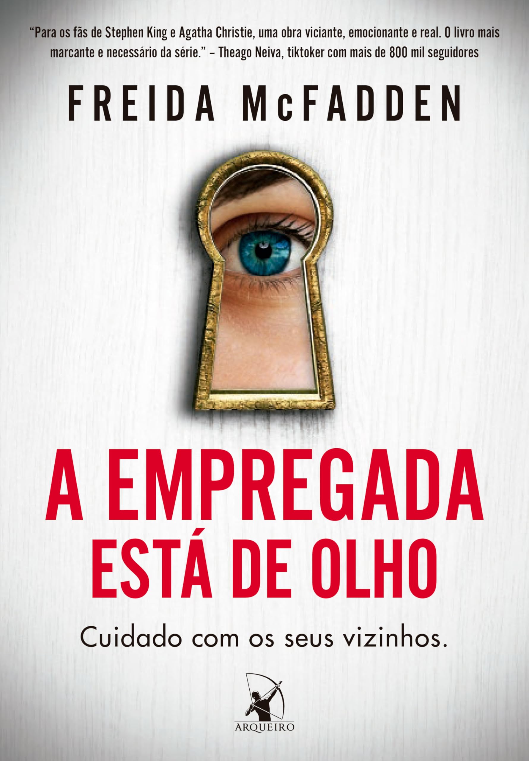A Empregada Está de Olho