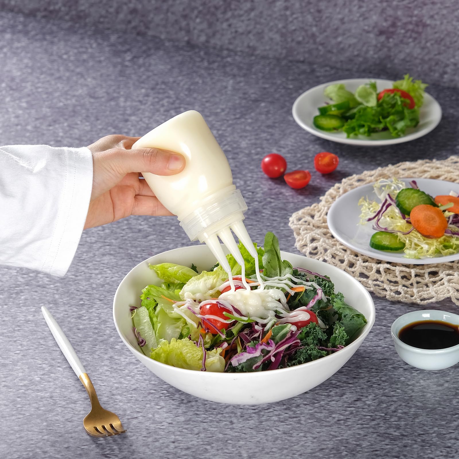 6 Stück 3-Loch-Spritzflaschen aus Kunststoff für Saucen, Gewürze, Quetschflaschen mit Kappen, kleine Salatdressing-Flasche, Ketchup-Flaschen zum Drücken – 170 ml