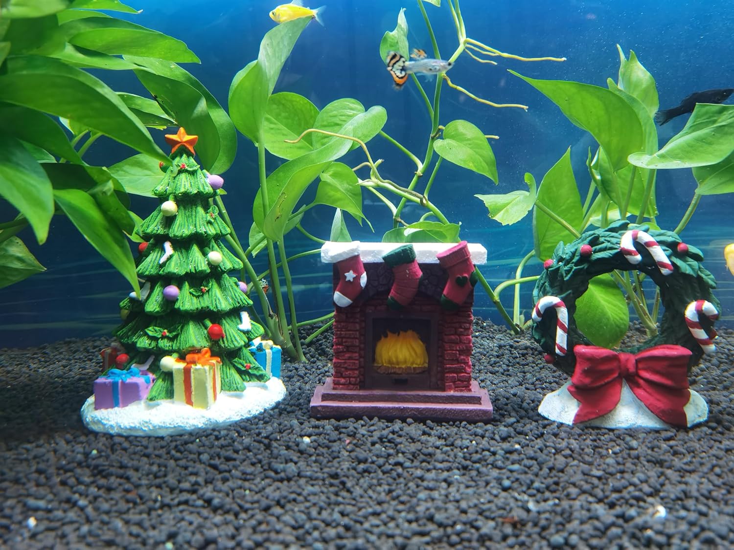 Aquarium Christmas Fireplace Decoration Package- Fish Tank Christmas Tree Statue Holiday Decoration for Aquarium Betta Fish 3 Pieces Christmas Tree + Christmas Fireplace+Wreath