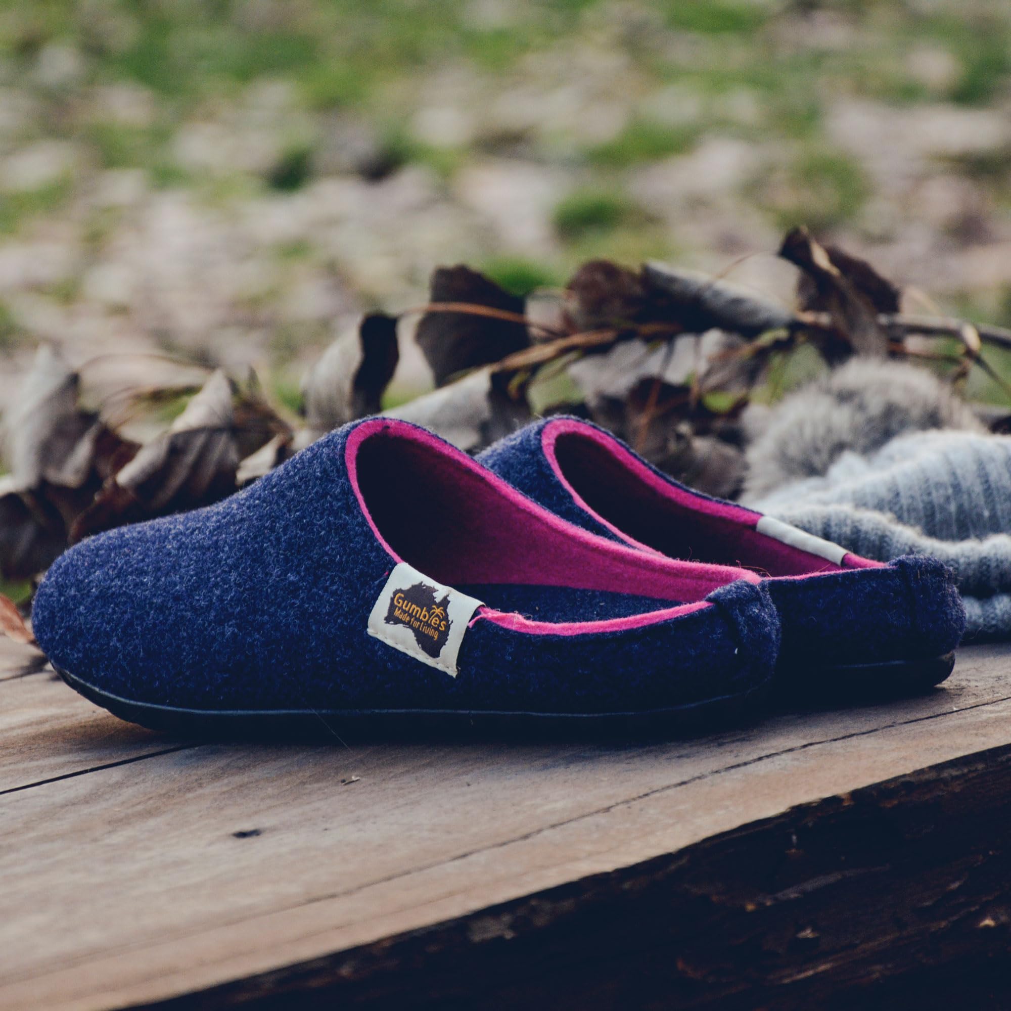 Gumbies Hausschuhe aus recycelten Materialien - rutschfeste & stabile Sohle, herausnehmbare Einlegesohle, wärmehaltend, für drinnen & draußen geeignet - Navy Pink, 40