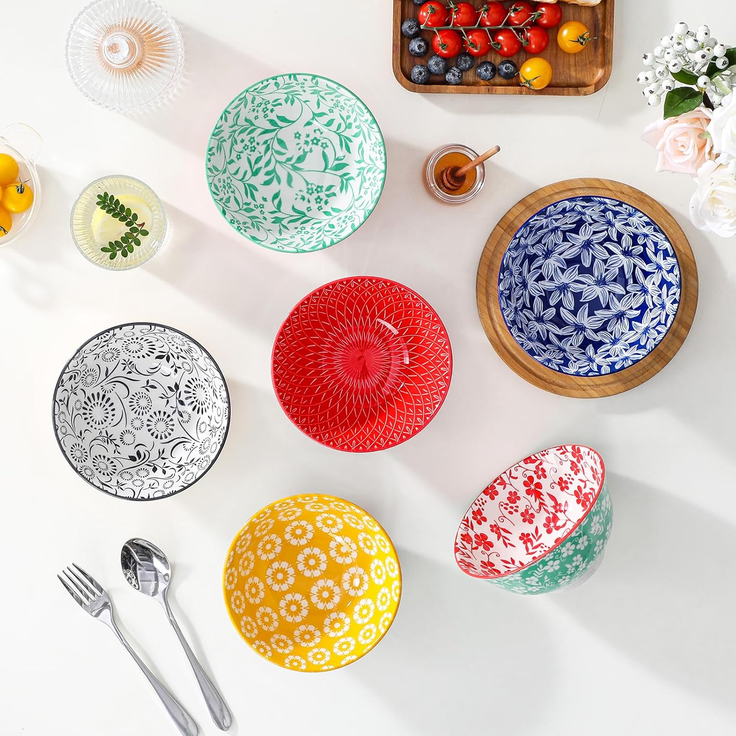 vancasso SELENE 24 oz Cereal Bowls set of 6, Ceramic Soup Bowls for Kitchen, Dishwasher & Microwave Oven Safe- for Cereal, Soup, Pasta, Salad, Vivid Floral Design Bowl Set