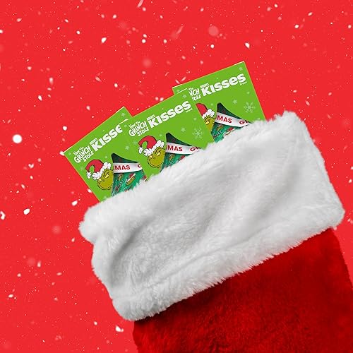 Miniatura 5 de Caramelos Grinch de chocolate con leche, dulces navideños suaves y cremosos, regalos de relleno de calcetines, 1.45 onzas (paquete de 3) (Jumbo