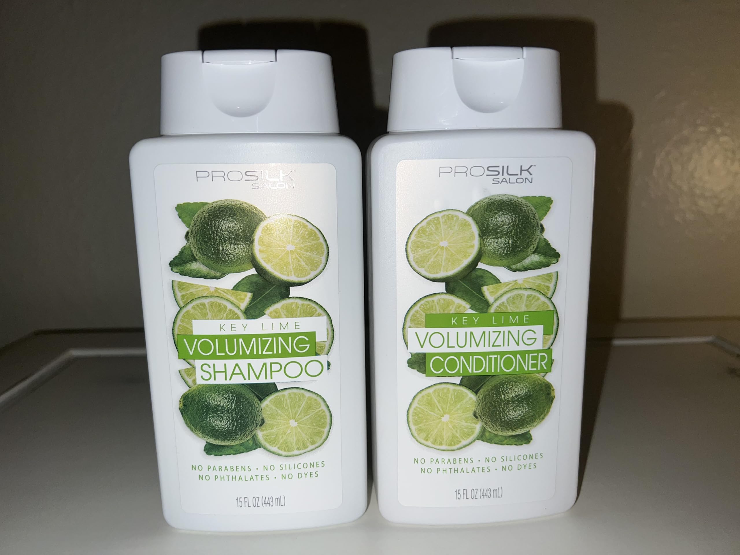 ProShampoo & ProRinse 4Lセット Amazon.com : Pro Silk Salon Volumizing Shampoo and Conditoner Set