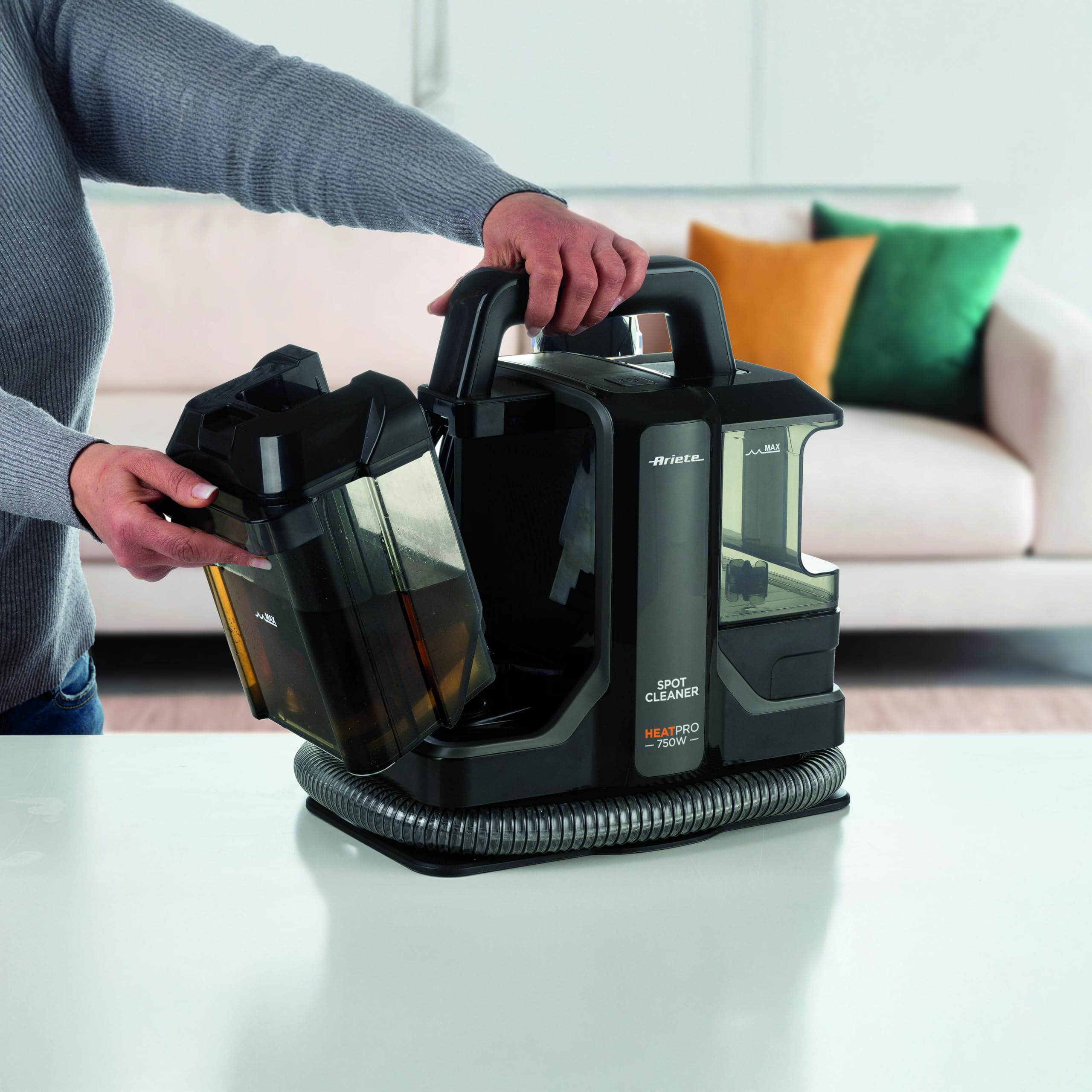 Ariete 2482 Spot Cleaner Heat Pro 750W, Pulitore per tappeti e tappezzerie,Lavatappeti, 750W, 2 serbatoi, Nero