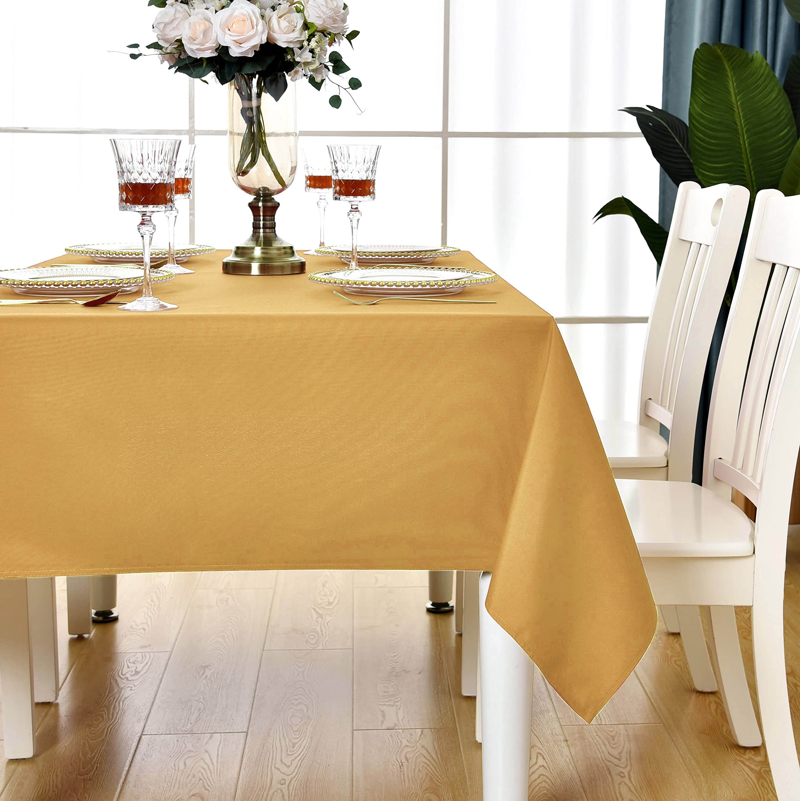 Goldfarbene rechteckige Tischdecke, wasserdicht, schmutzabweisend, knitterfrei, 210 g/m², Polyester, abwischbare Tischdecke für Party, Bankett, Innen- und Außenbereich, rechteckig/länglich,