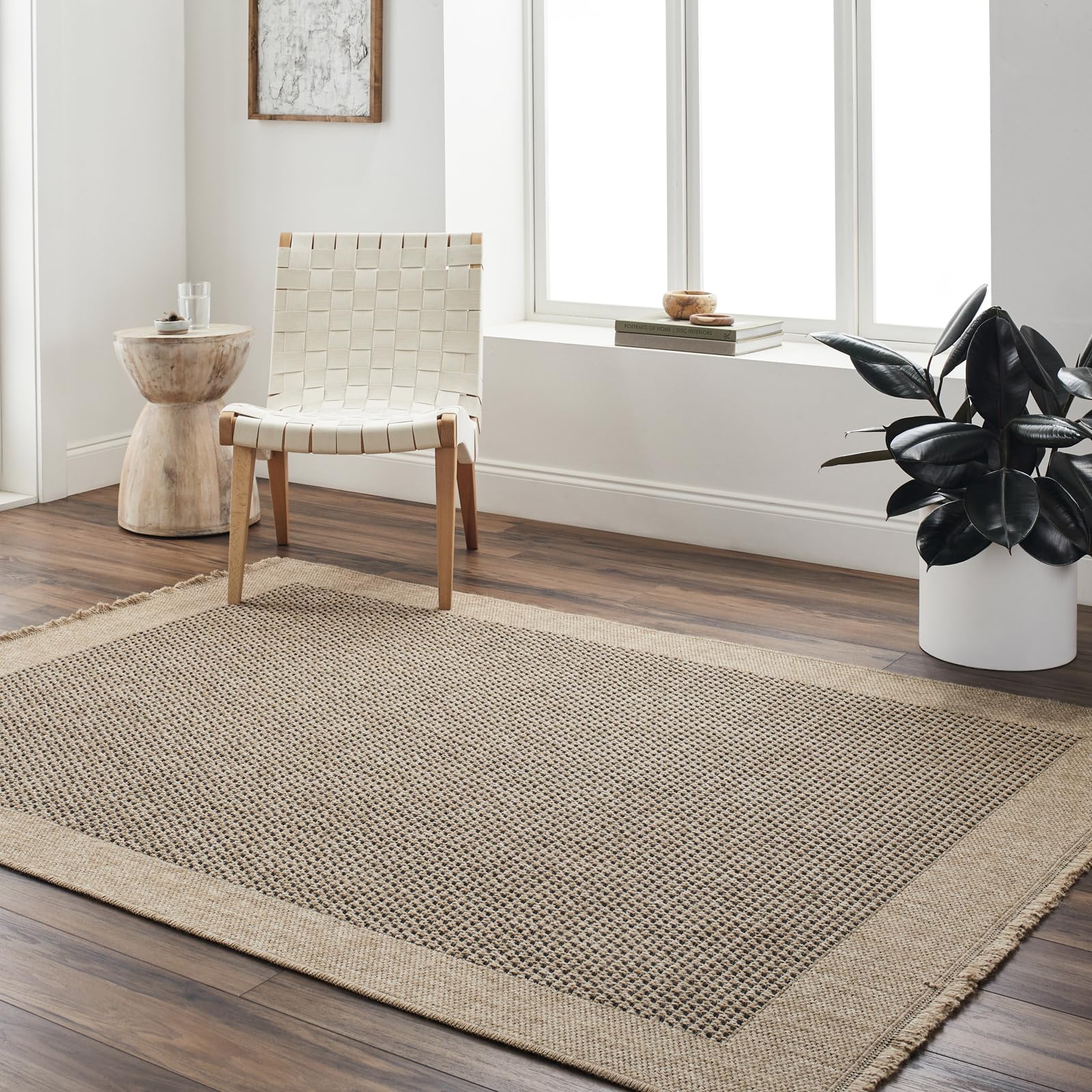 Tapis de balcon style boho beige et noir Livabliss Cairns pour une terrasse cocooning