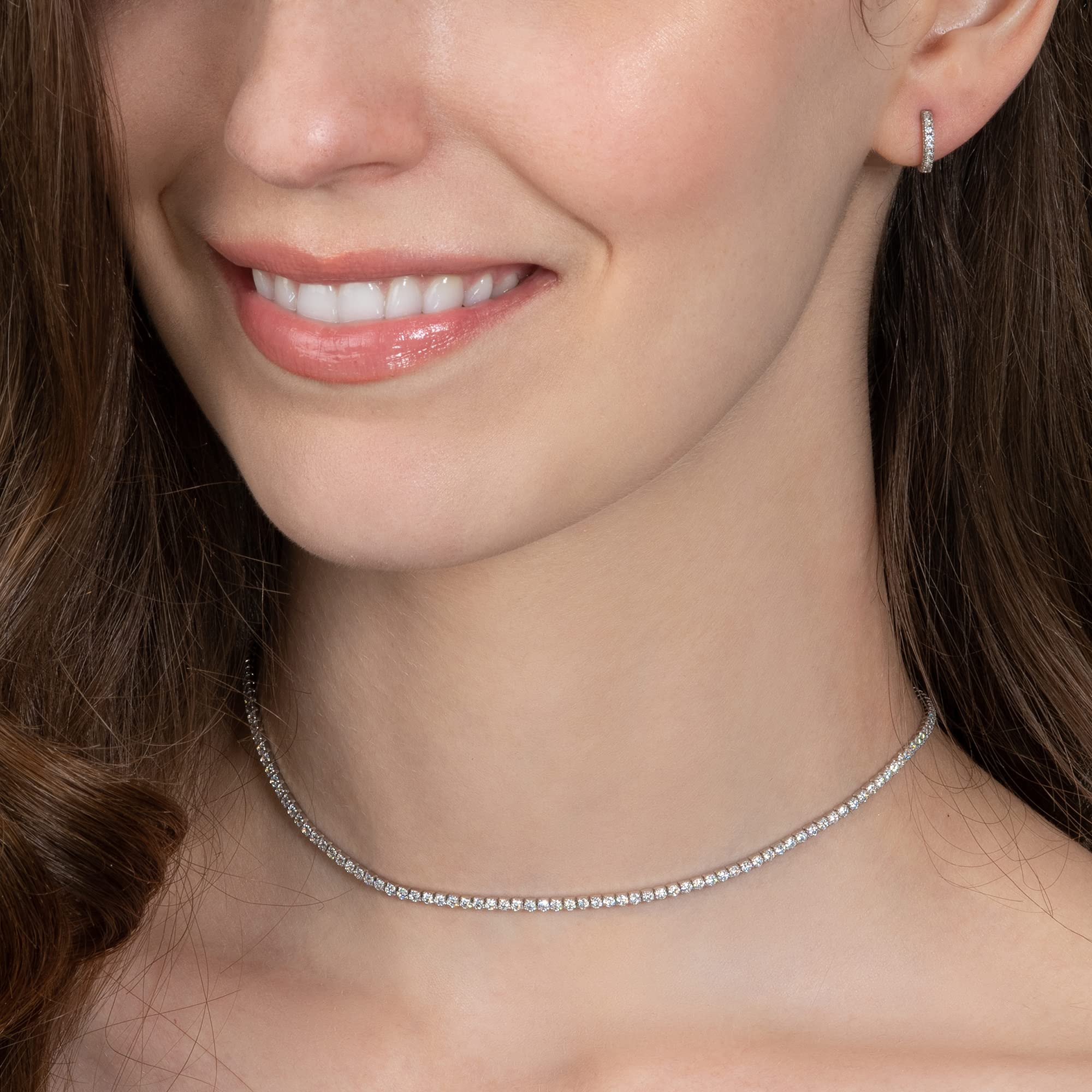 namana Collier Ras de Cou pour Femme et Adolescente, Collier Choker Fin serti de Pierres en Zirconia, Bijoux Femme en Argent ou plaqué Or