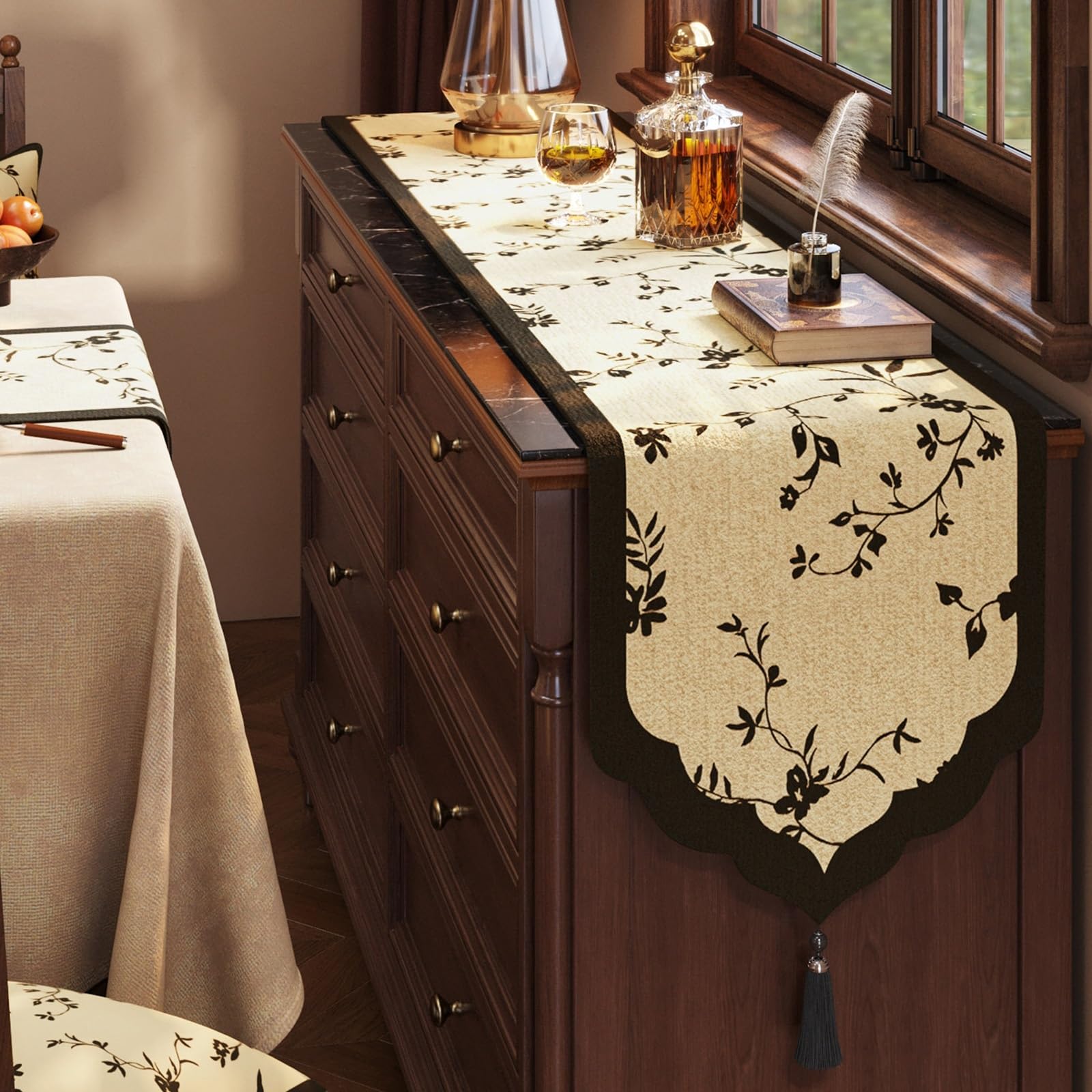 Vintage Chinese Style Table Runner, Thick Chenille Anti-Scratch Wrinkle Resistant Table Runner With Handmade Tassels For Sideboard Cabinet(Little flower,140cm/55.1in)