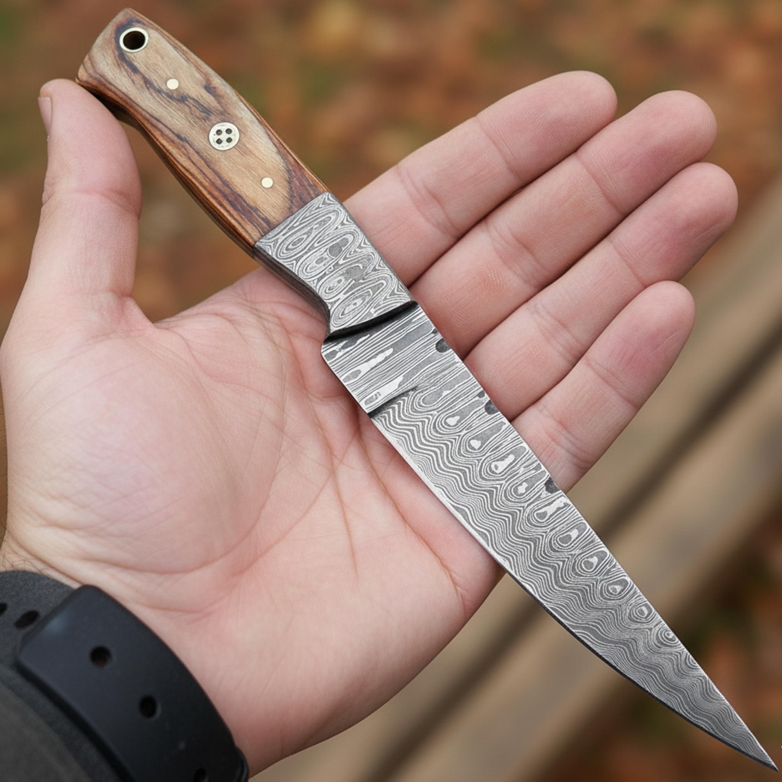 Coltello in Acciaio Damasco fatto a mano Personalizzato con Fodero 6005