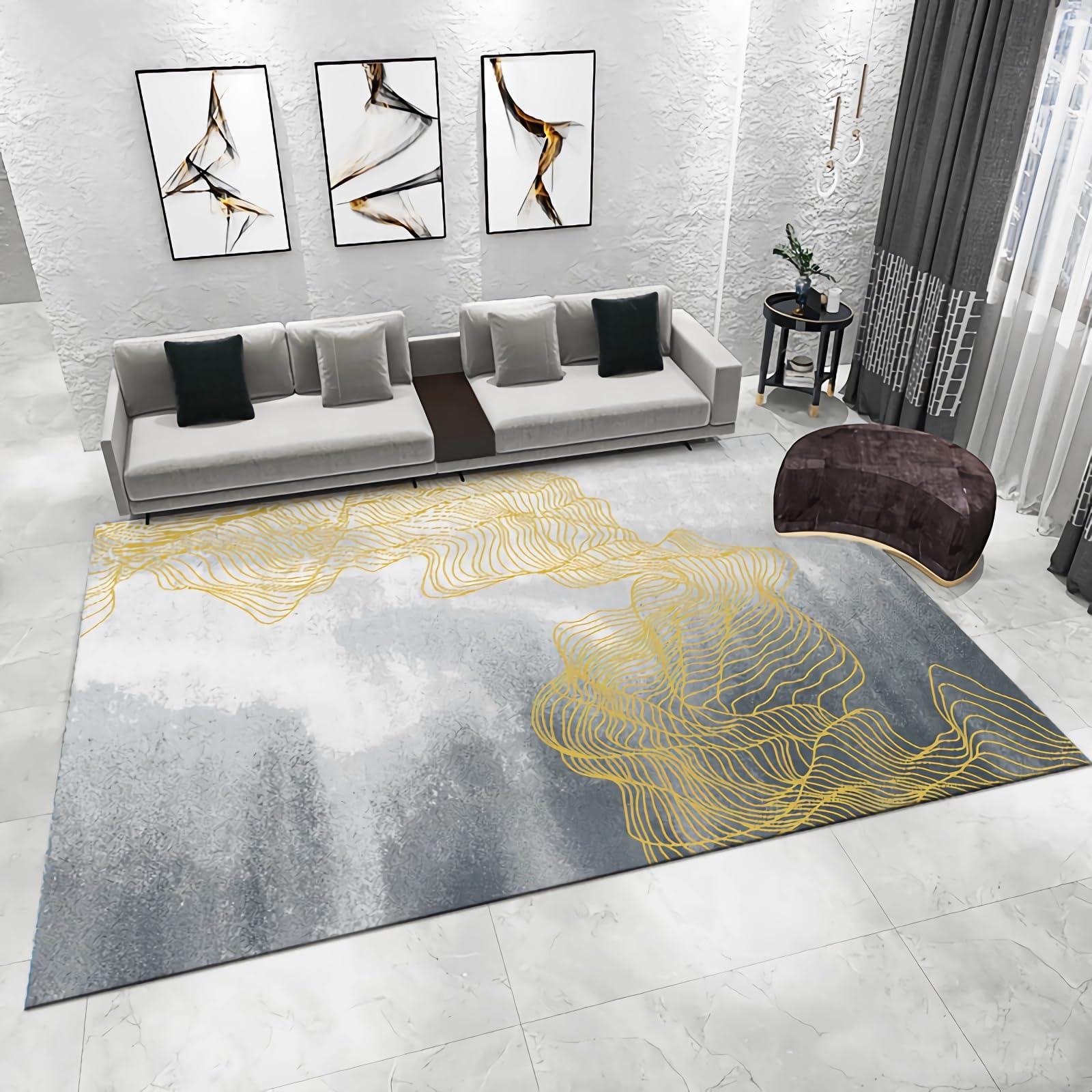 Tapis de sol salon moderne aux lignes géométriques abstraites dorées