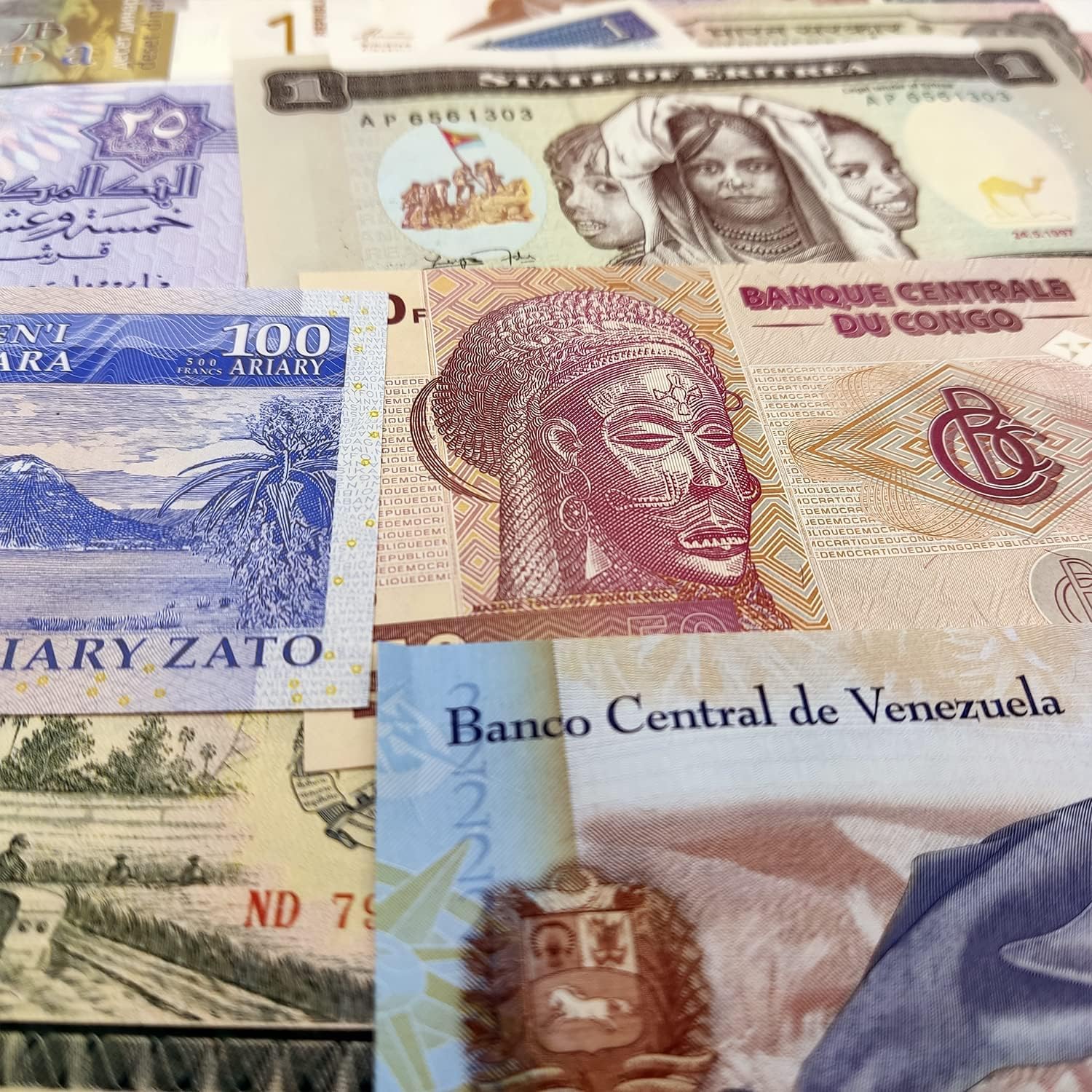 IMPACTO COLECCIONABLES | Colección de 25 Billetes Auténticos de 25 Países Diferentes - Sin Repeticiones, Desmonetizados y Originales | Ideal para Coleccionistas, Incluye Certificado de Autenticidad