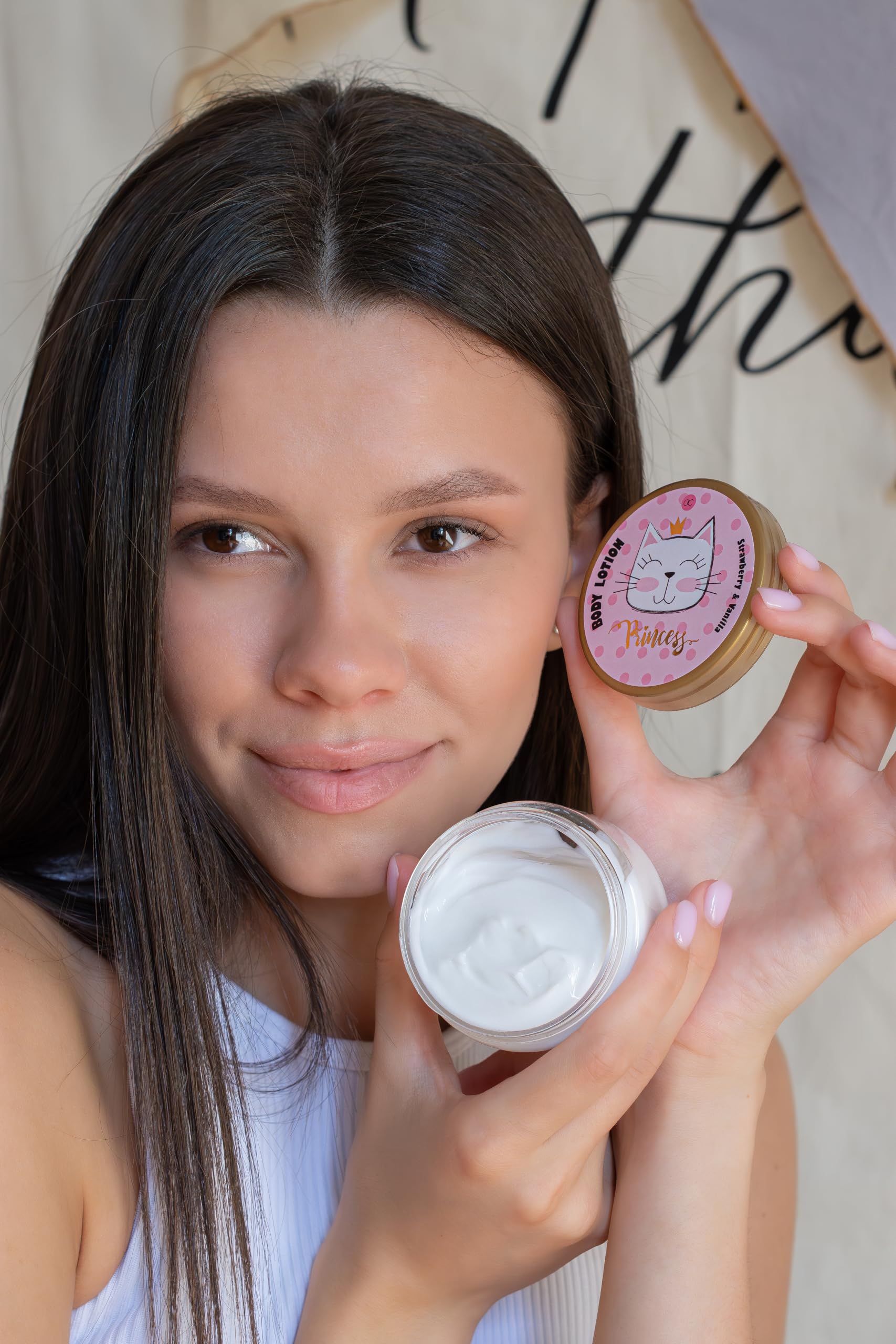 Accentra - Set Regalo Princess Kitty Per Bambina, Con Aroma Alla Fragola E Alla, 7 Pezzi, Colore: Rosa, Vaniglia