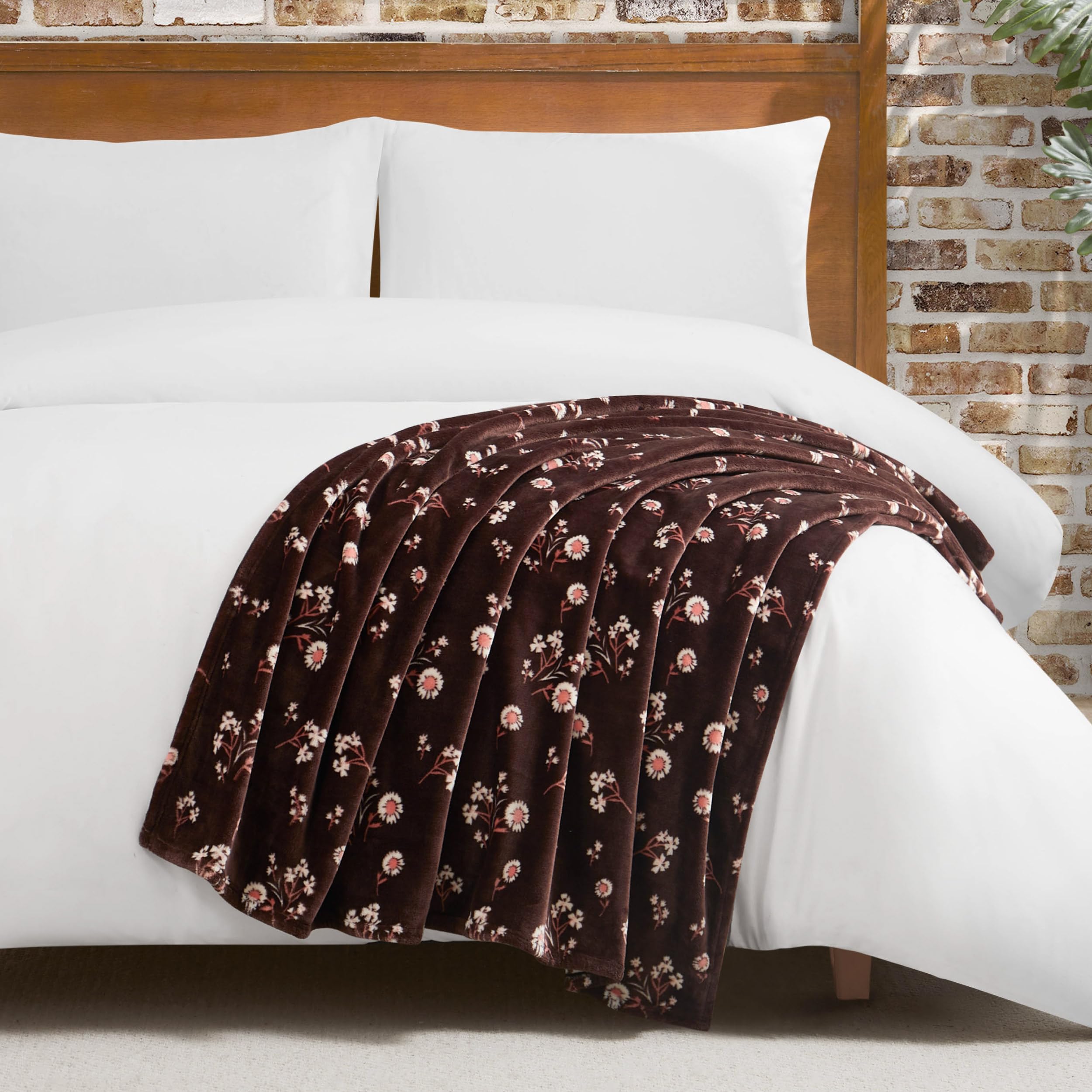 Couverture en peluche Lucky Brand Daisy marron 127x178 cm