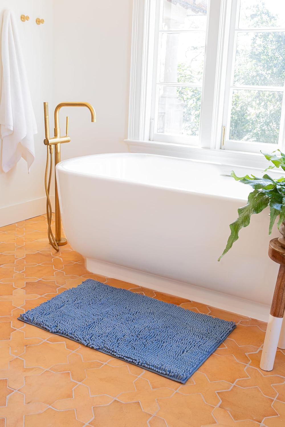Highly Absorbent Bath Rug & Other Measurements - Elegant Gray Color Bathtub Mat, Machine Washable, Non-Slip & Ideal for Your Bathroom Floors, Bathtubs & Showers