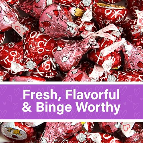 Miniatura 8 de HERSHEY'S KISSES Snoopy de chocolate con leche Snoopy and Friends, día de San Valentín, bolsa de dulces, paquete de 2 de 9.5 onzas