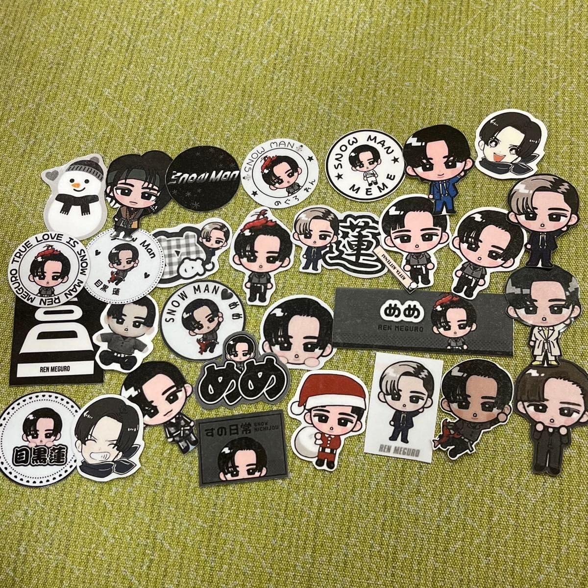 Amazon.co.jp: SnowMan 目黒蓮 30枚のオリジナルステッカーになります