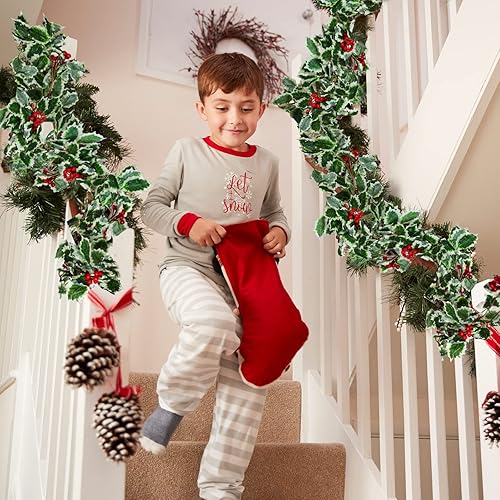 Miniatura 3 de Juego de 9 guirnaldas de acebo con bayas, incluye guirnalda de bayas rojas de Navidad de 5.7 pies con ganchos, hojas verdes, enredaderas de invierno