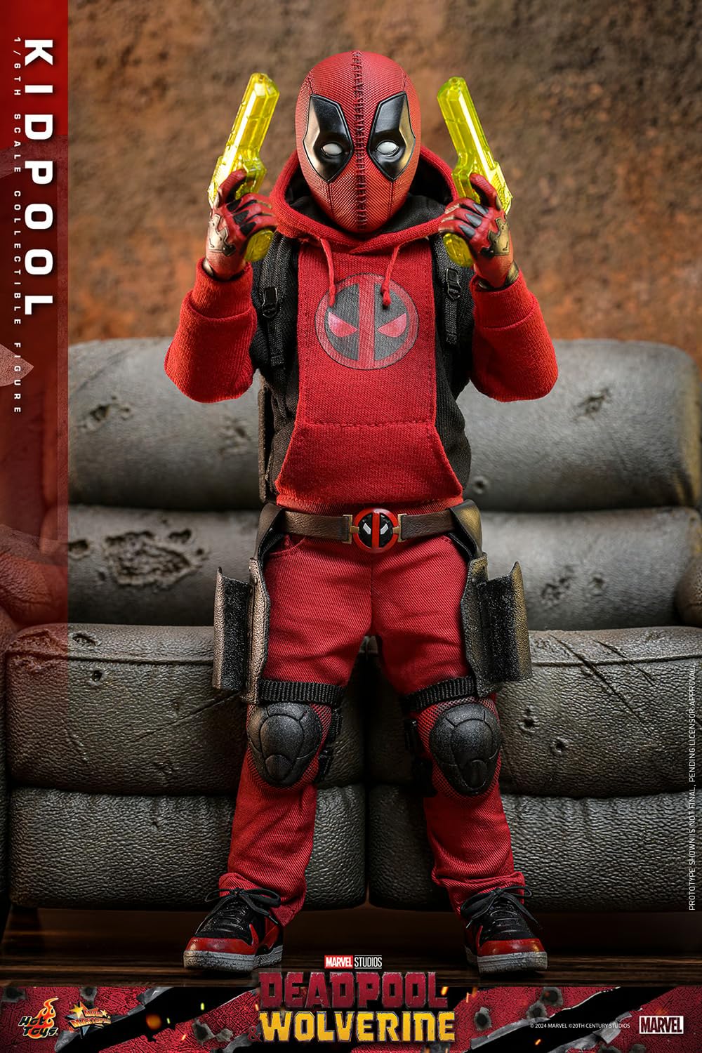 Amazon.co.jp: Hot Toys マーベルコミックス デッドプール