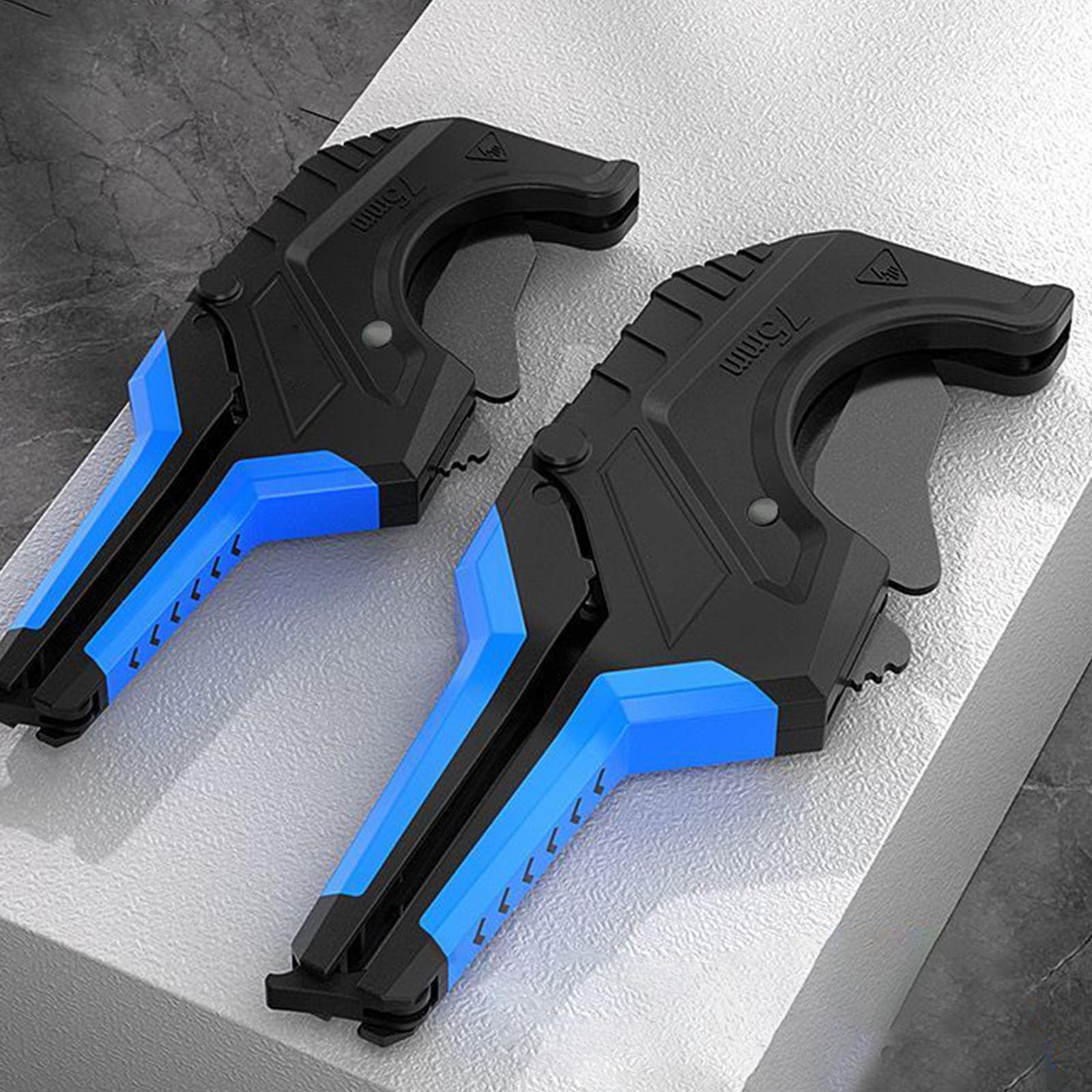 Coupe-tube professionnel à cliquet pour tuyaux de 32 mm à 75 mm - Caractéristiques : acier SK5 et revêtement anti-adhésif