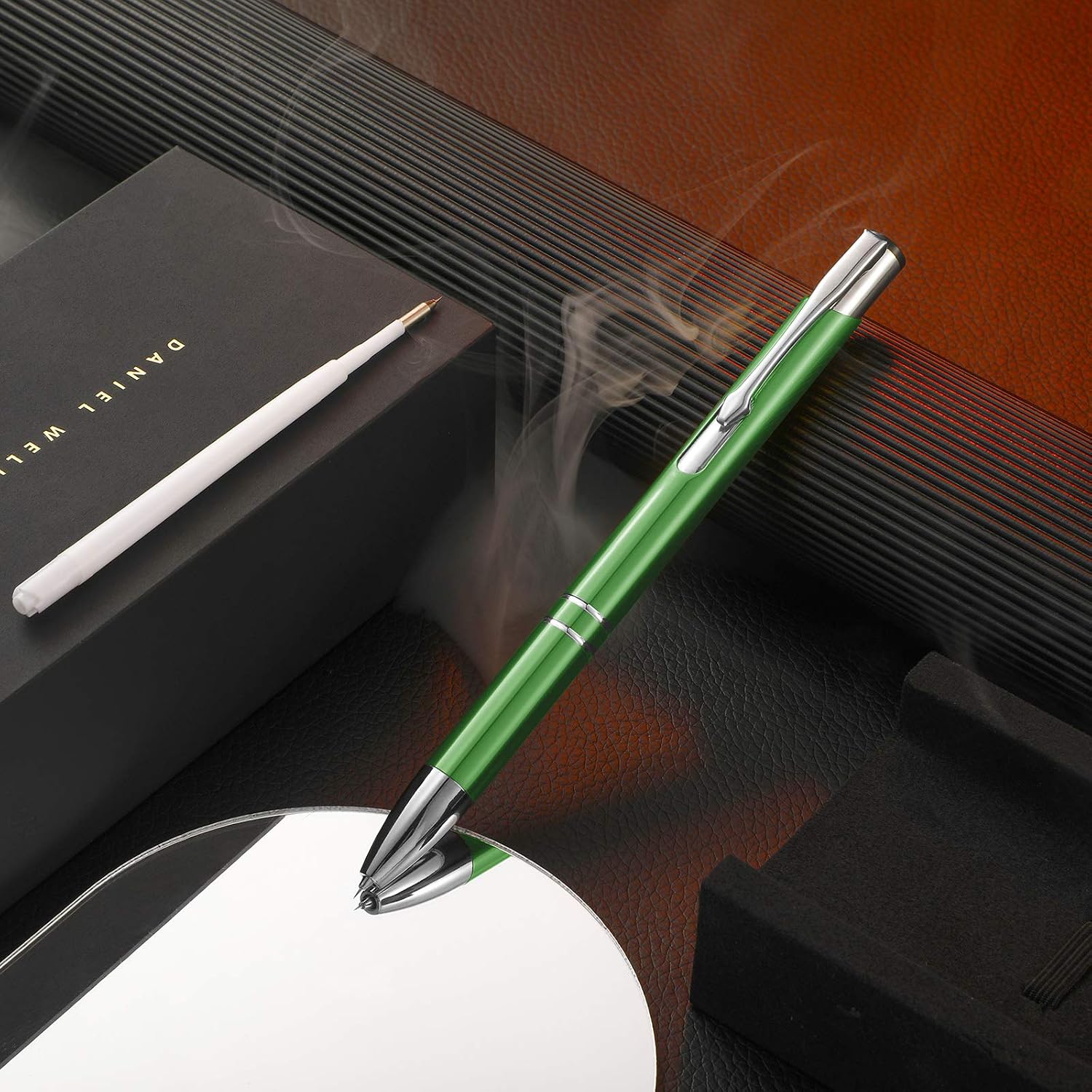 Precision Pin Pen Weeding Tool Stainless Steel Point Retractable Craft Weeding and Vinyl Air Release Pin Pen Tool with 2 Refills for Bubble Removal (Green)