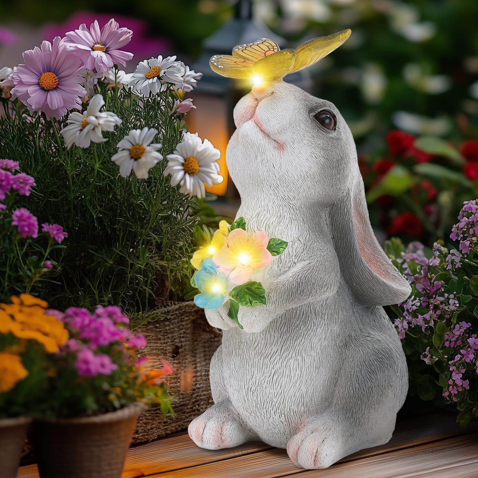Cuteefun Statue Solaire de Jardin Lapin Ornament Outdoor, Figurine d'animal de Jardin avec Lumière Solaire, Lapin Décoratif pour la Cour, Cadeau de Pendaison de Crémaillère