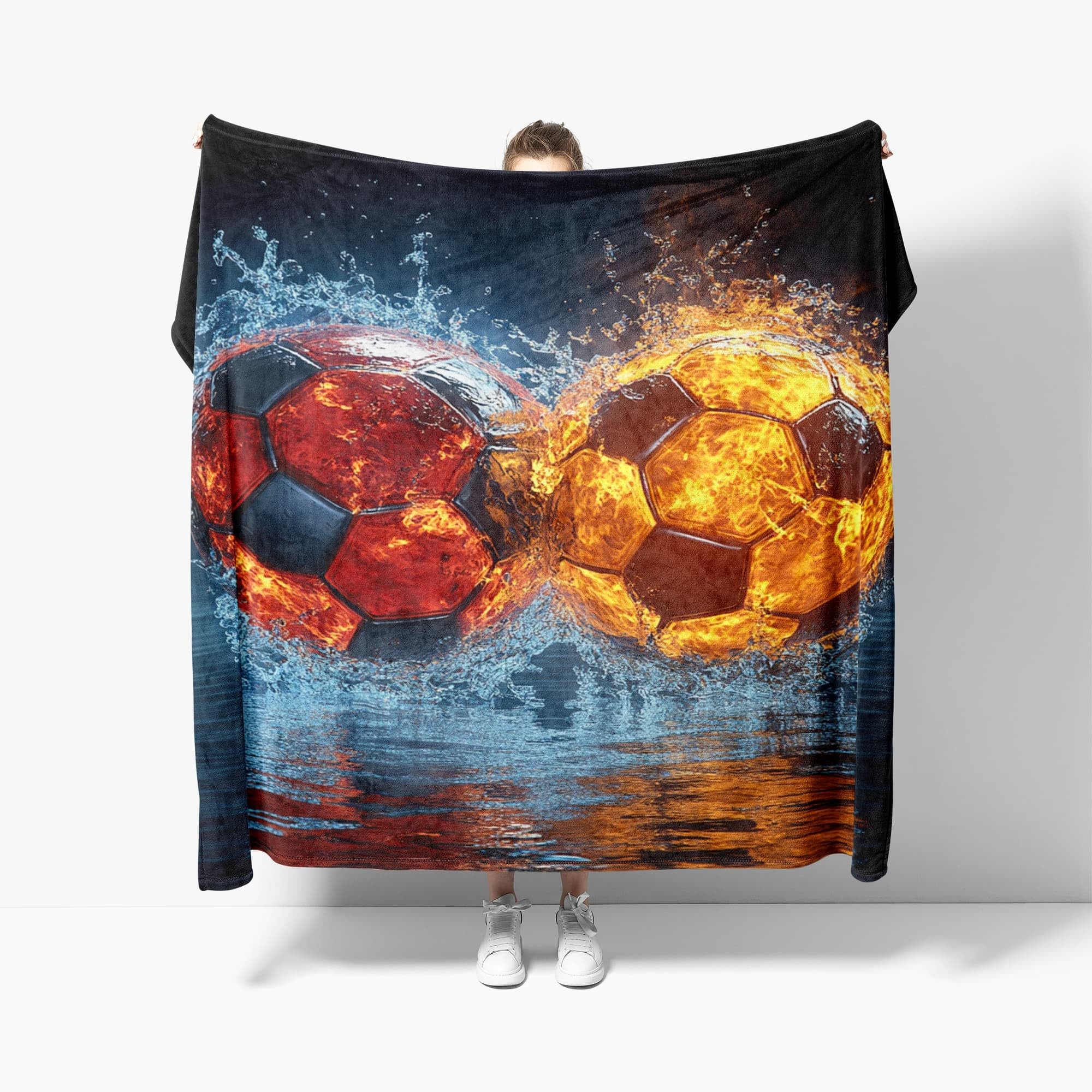 Koc termiczny XXL 180 x 220 cm Sport Płomienie Wodne Spraye Piłka nożna Polar Flanelowy Super miękki i miękki ciemnoniebieski koc polarowy do dekoracji sofy i łóżka