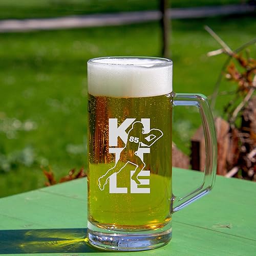 Miniatura 7 de Hat Shark Taza de cerveza gigante grabada con láser, 28 onzas, jarra de cerveza  Jugador atlético de deportes de fútbol (Mayfield #6)