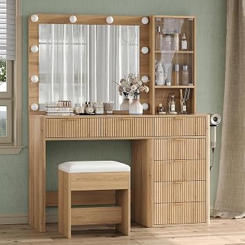 FUSOU Fluted Dressing Table Set with Mirror & LED Lights, 7-Drawer Makeup Vanity with Glass Top & Cabinet, Vanity Table with Charging Station & Stool, 3 Colour Modes, for Bedroom, Natural Oak