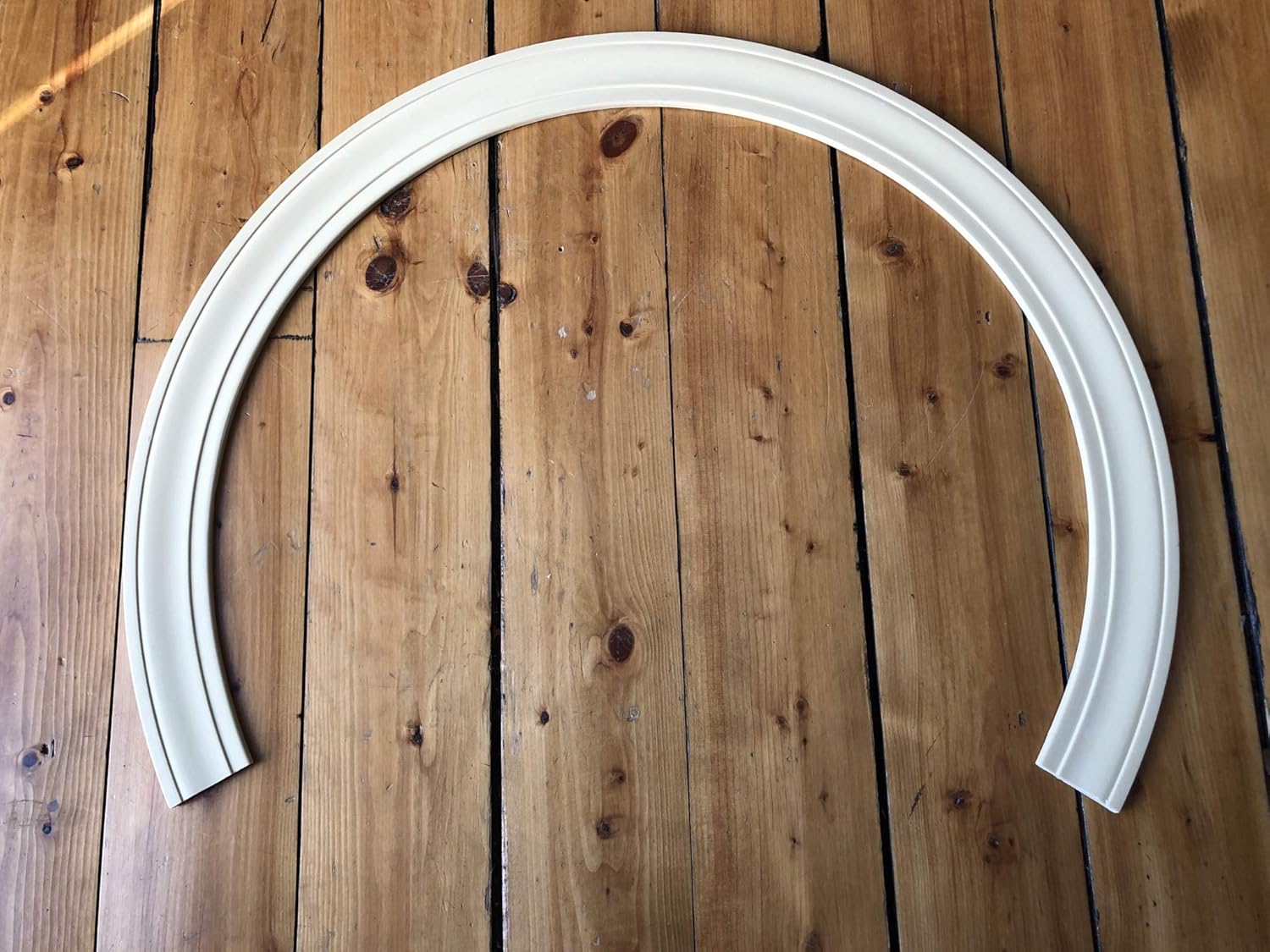 FLEXTRIM #444: Flexible Casing Molding: 11/16" Thick x 3.25" Wide - PRE Curved to fit Half Round Windows 67" to 84" Diameter