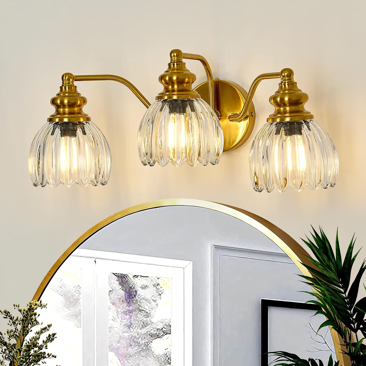 Vintage Bathroom Lights Fixtures 3 Lights Gold Vanity Light with Glass LampShade E26 Bulb Wall Sconce Indoor Vanity Light Over Mirror for Bedroom Kitchen Farmhouse Living Room